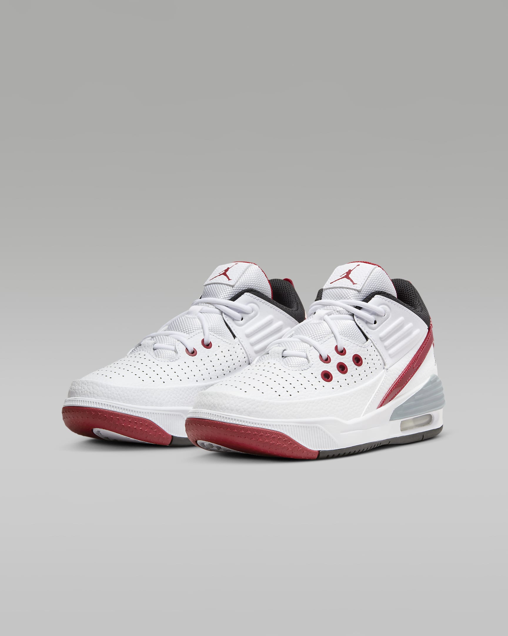 รองเท้าเด็กโต Jordan Max Aura 5 - ขาว/Varsity Red/Wolf Grey/ดำ