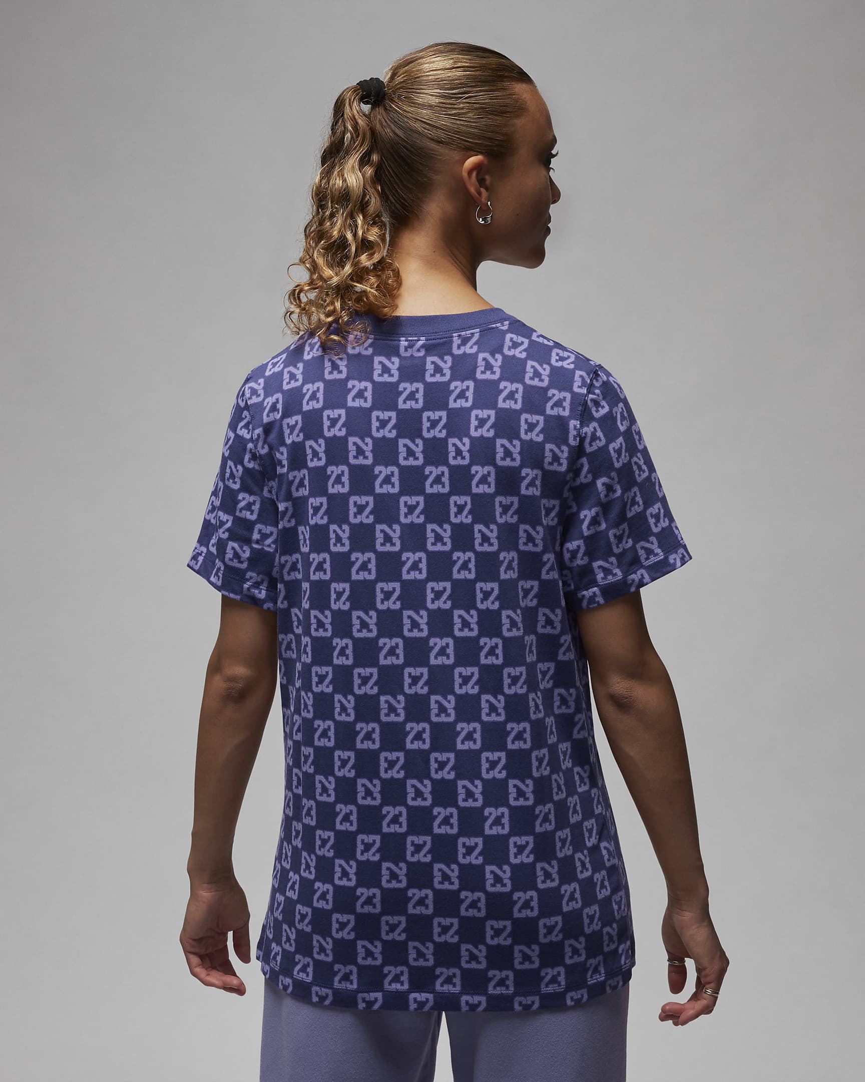 Jordan Women's TShirt. Nike LU