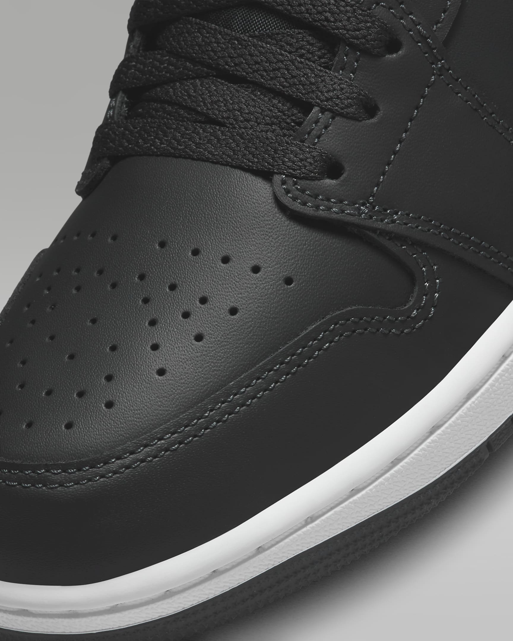 Air Jordan 1 Low SE Men's Shoes. Nike RO