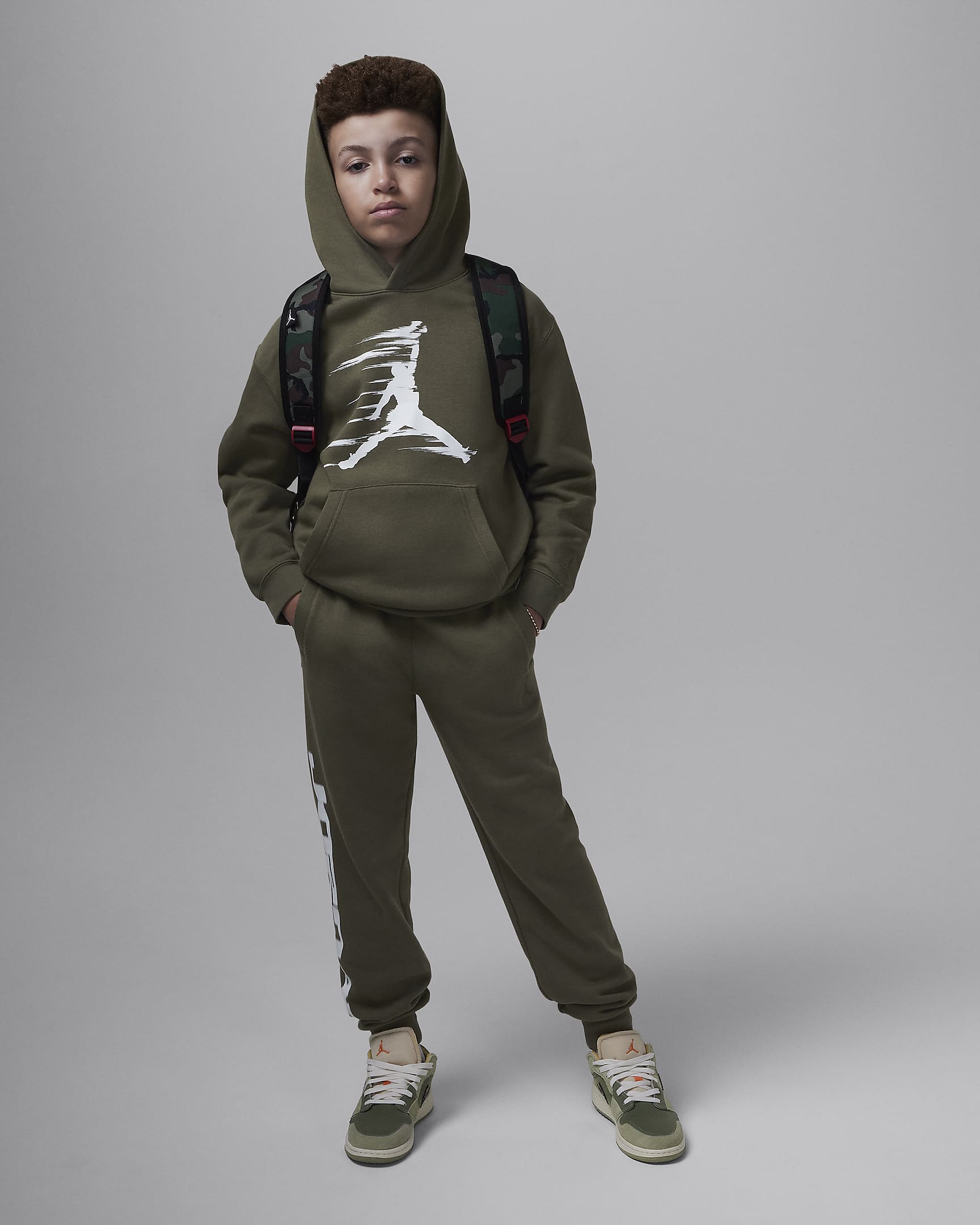 Jordan MJ Flight MVP Big Kids' Fleece Pullover Hoodie - Medium Olive