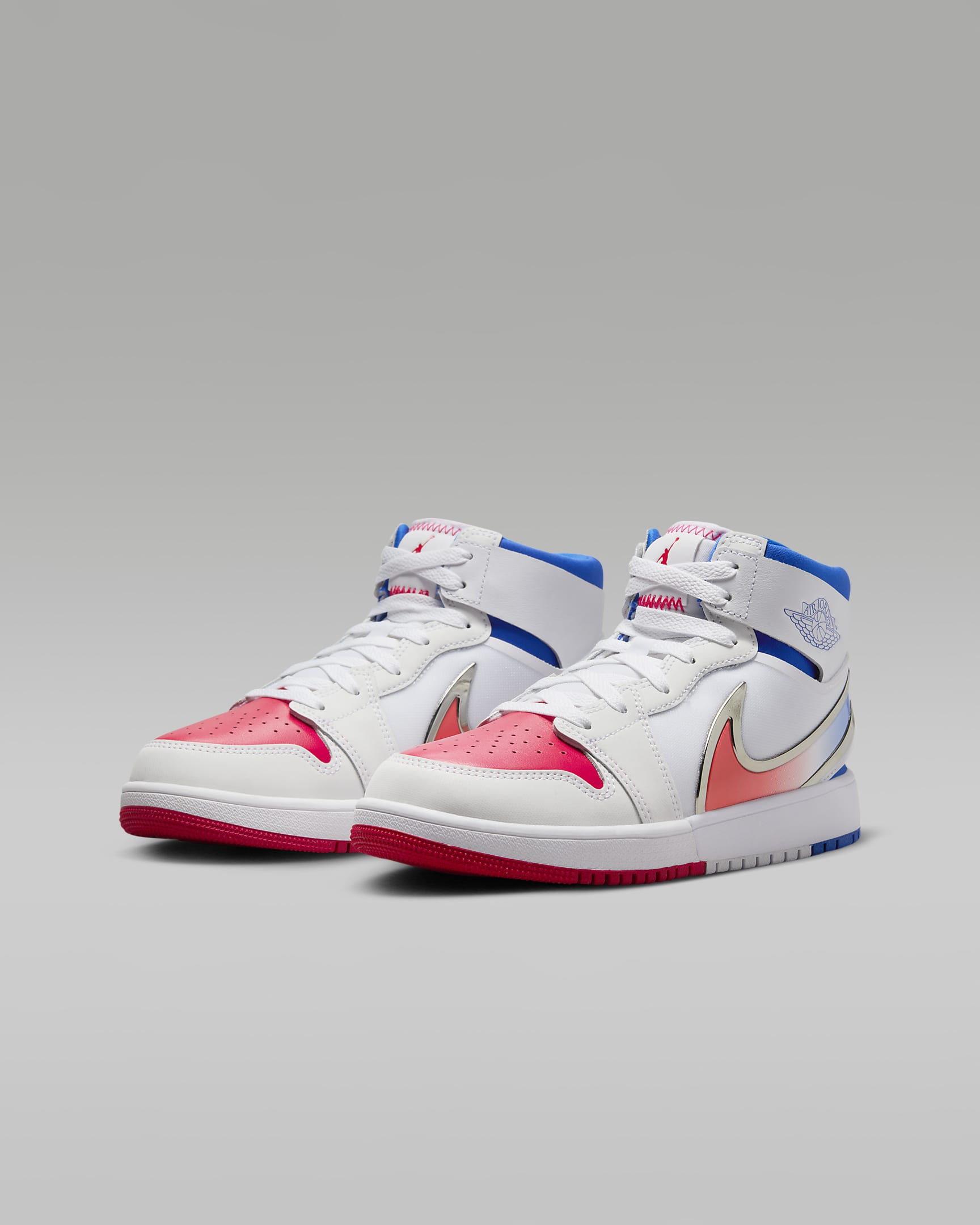 Sapatilhas Jordan 1 Mid RM EasyOn Júnior - Branco/Azul Racer/Vermelho Siren