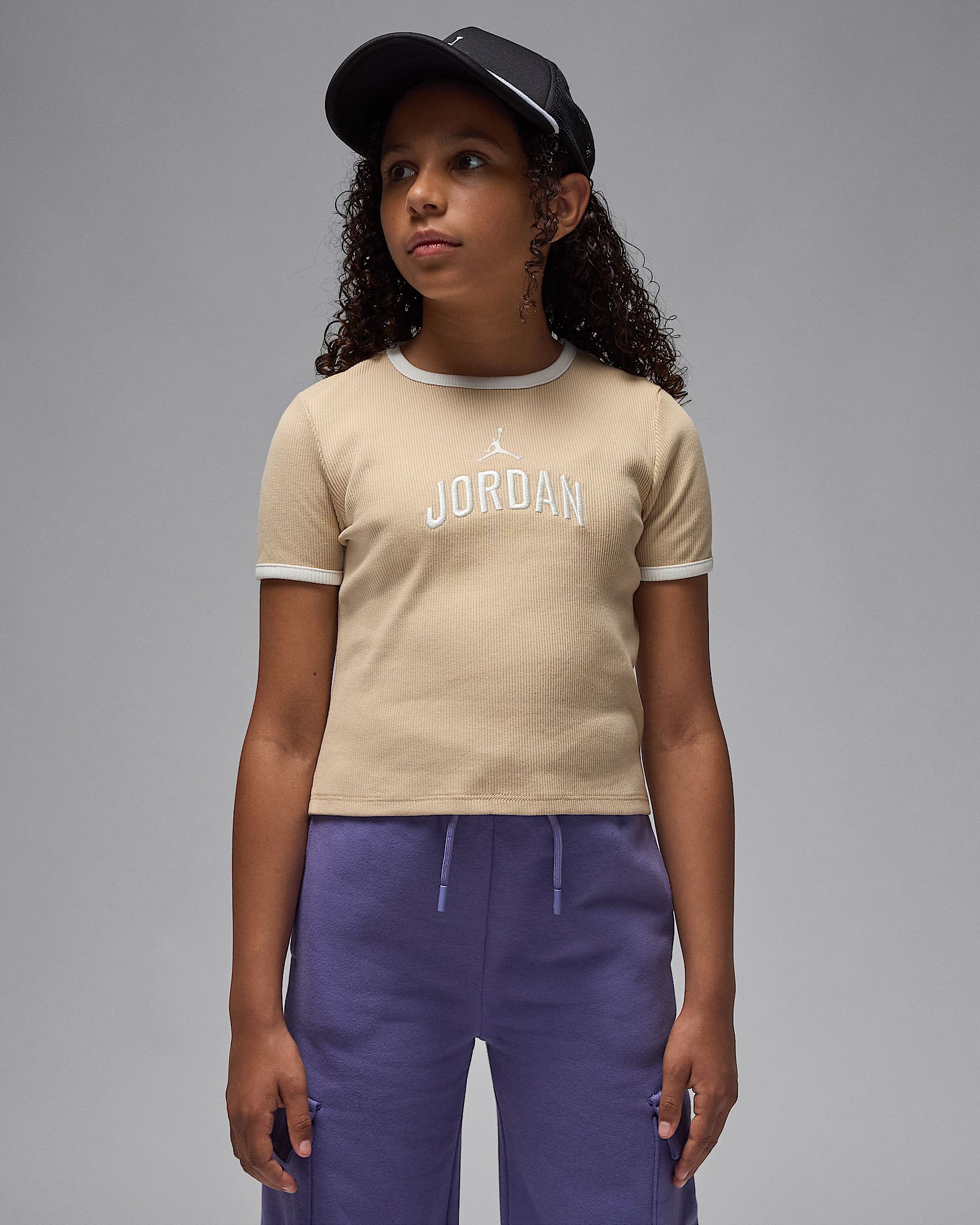 Jordan Older Kids' Semi-Cropped Ribbed T-Shirt - Sand Drift