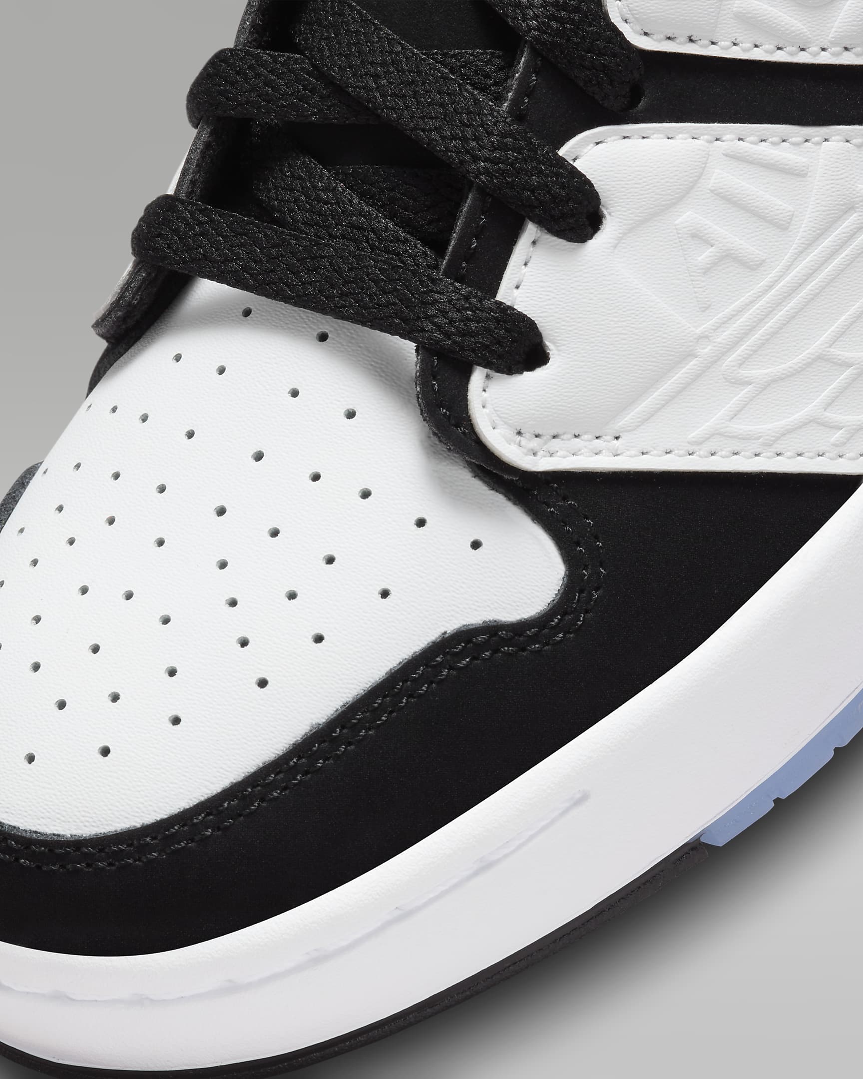 Tenis para niños grandes Jordan Nu Retro 1 Low - Blanco/Blanco/Negro