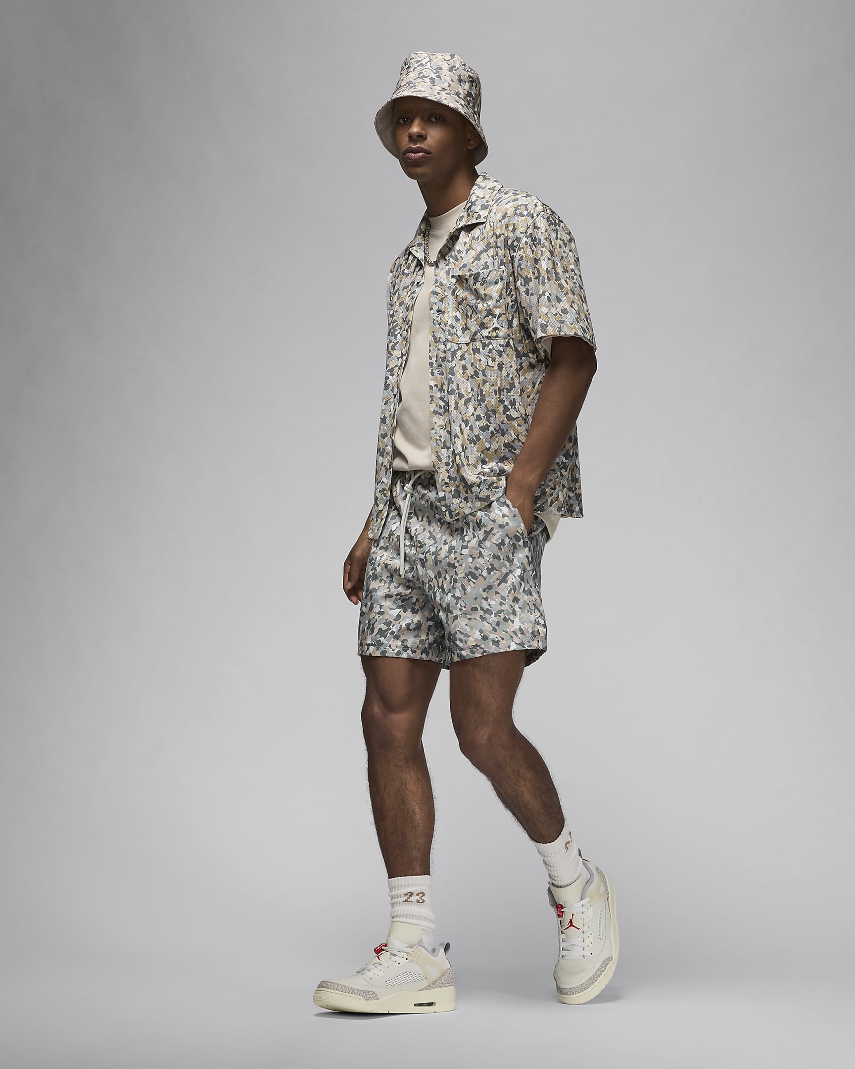 poolside jordan shorts