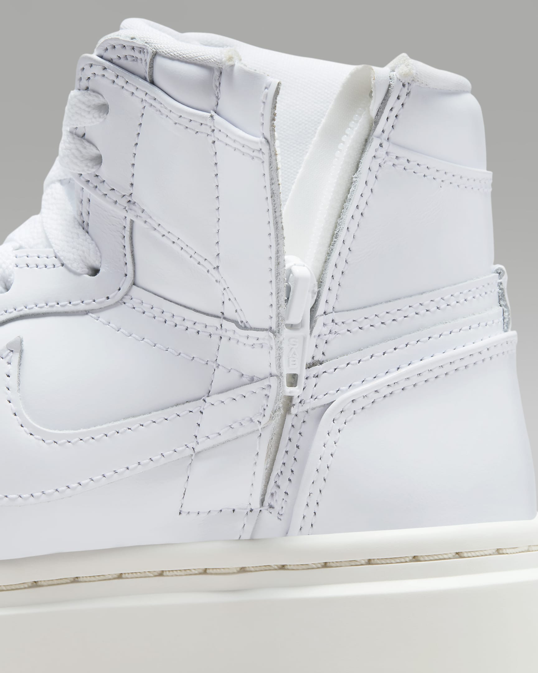 Air Jordan 1 Elevate High SE Women's Shoes - White/Sail/Gum Light Brown/White