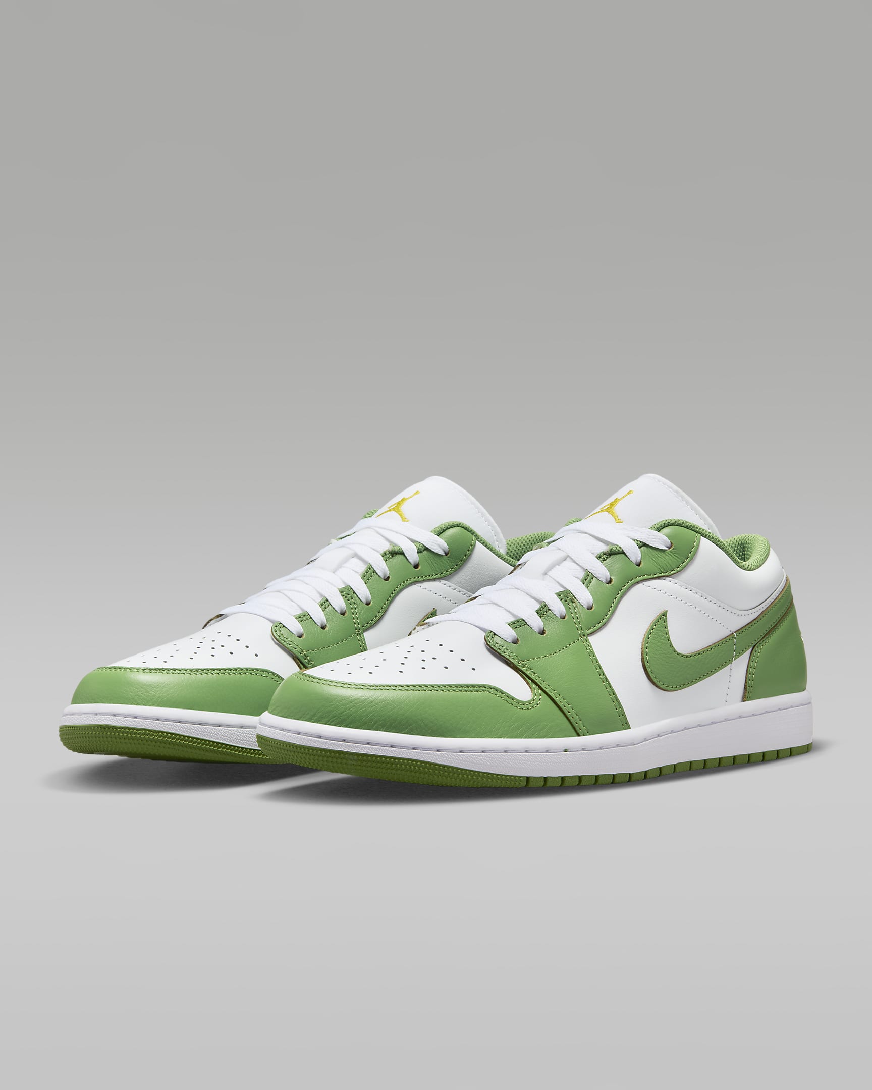 Chaussure Air Jordan 1 Low SE pour homme - Blanc/Lightning/Chlorophyll