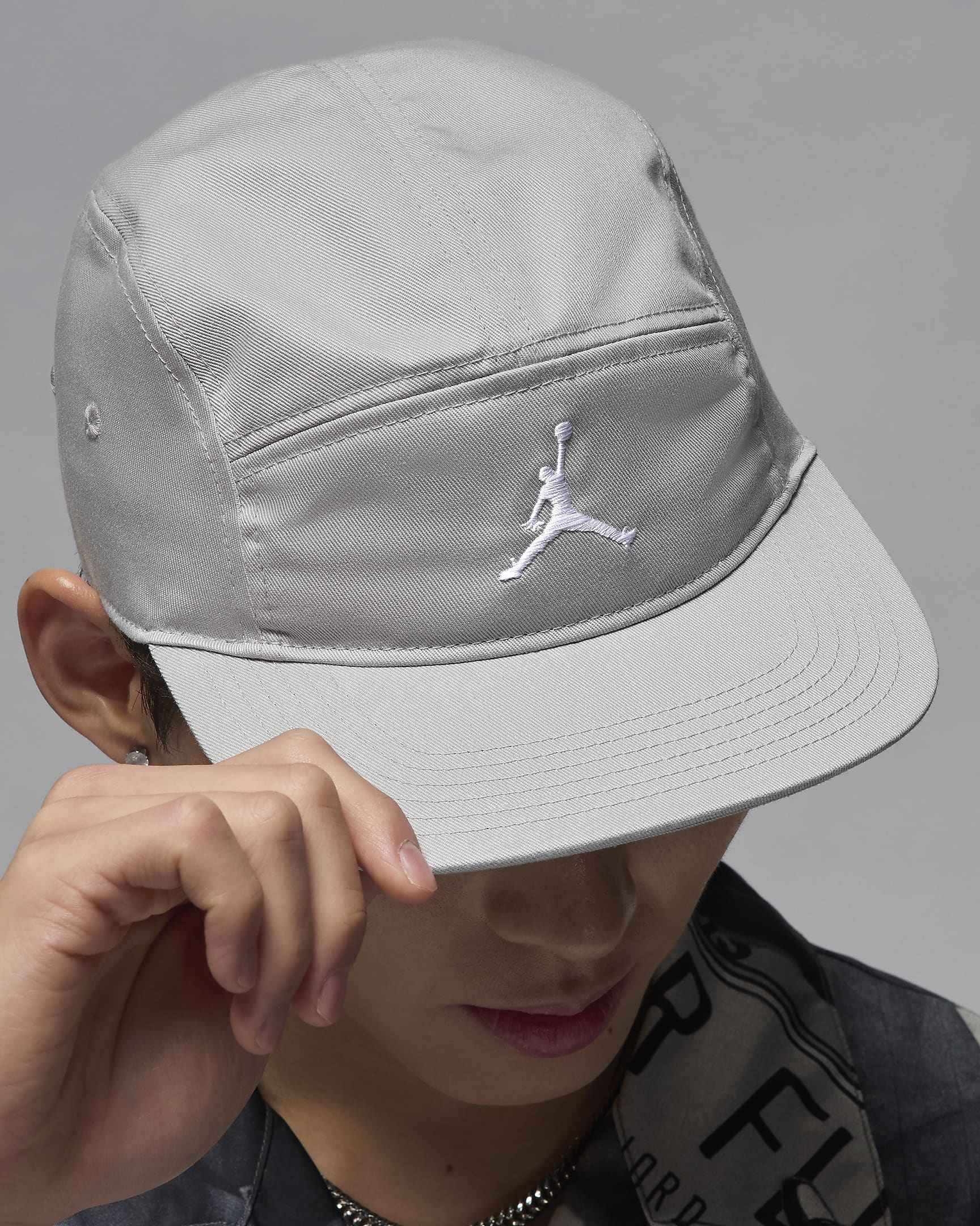 Jordan Fly Flat Bill Hat - Light Smoke Grey/White