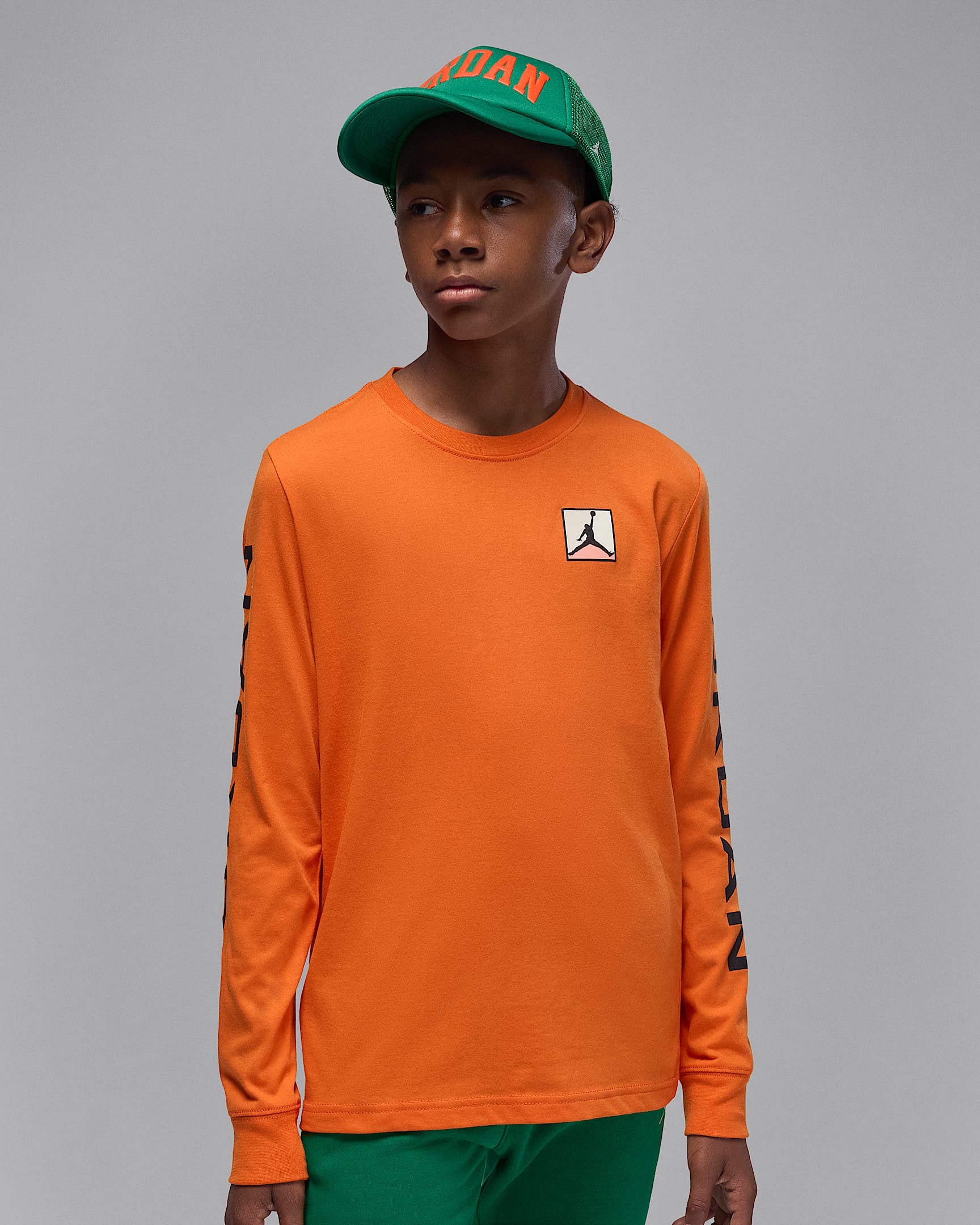 Jordan Essentials Big Kids' Baseline Long Sleeve T-Shirt - Starfish