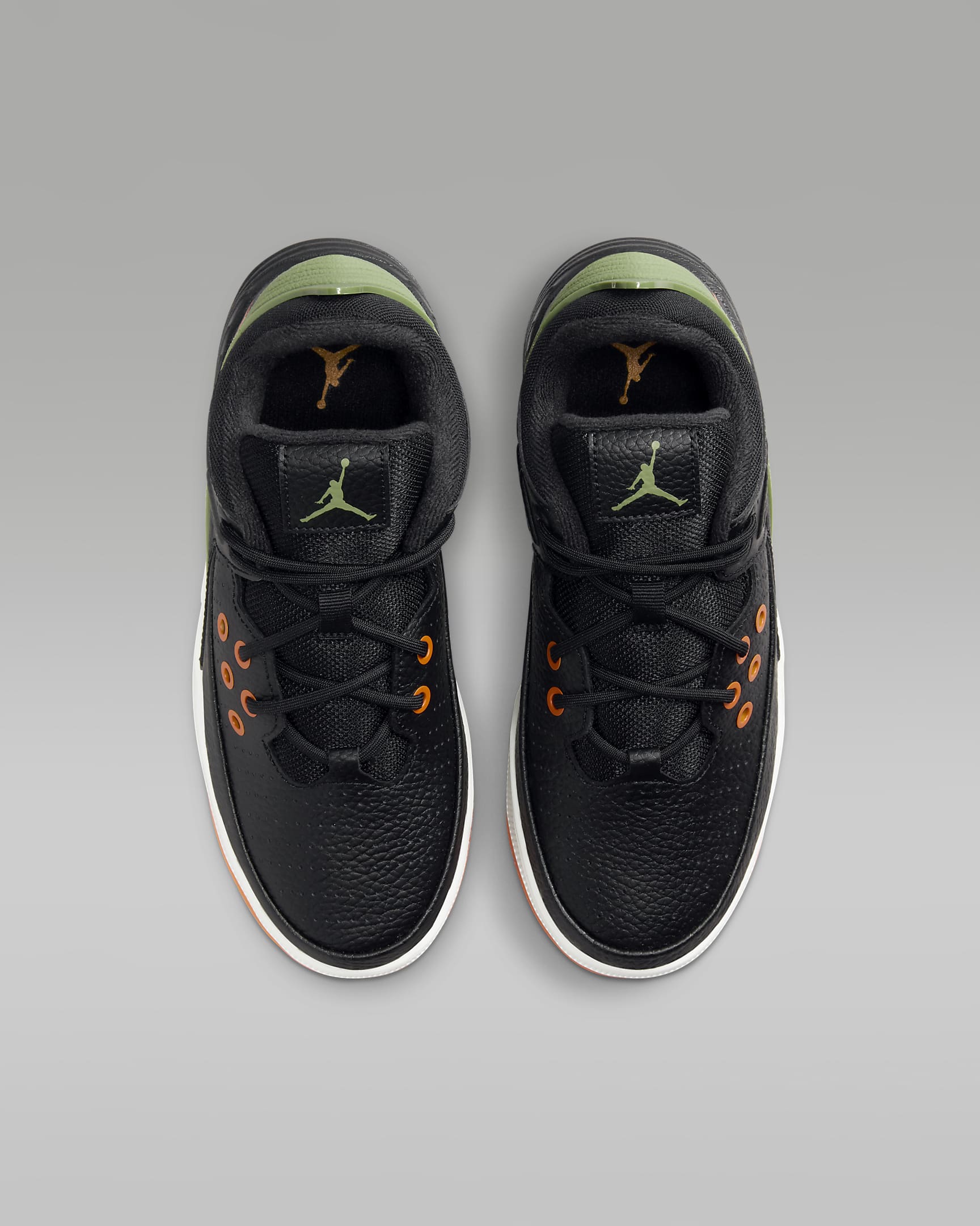 Jordan Max Aura 5 Older Kids' Shoes - Black/Bright Mandarin/Sail/Sky J Light Olive