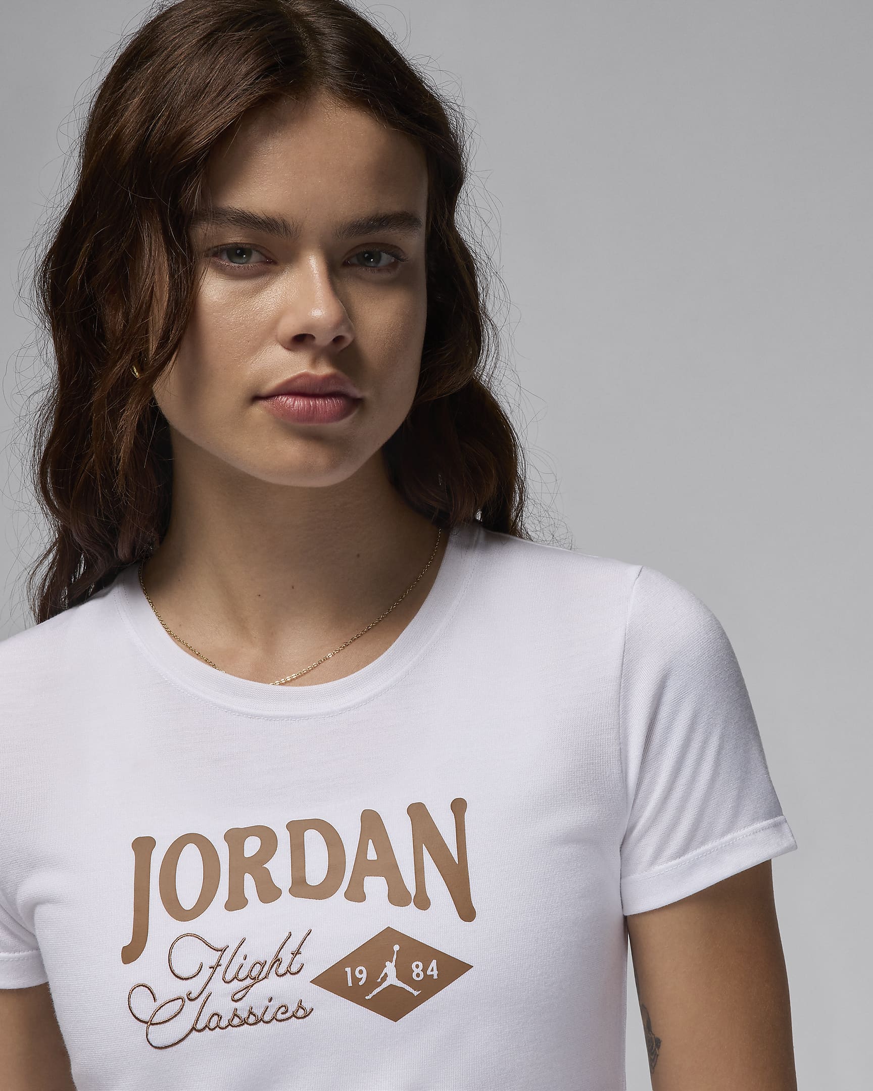 Playera con gráficos para mujer Jordan - Blanco/Marrón arqueo