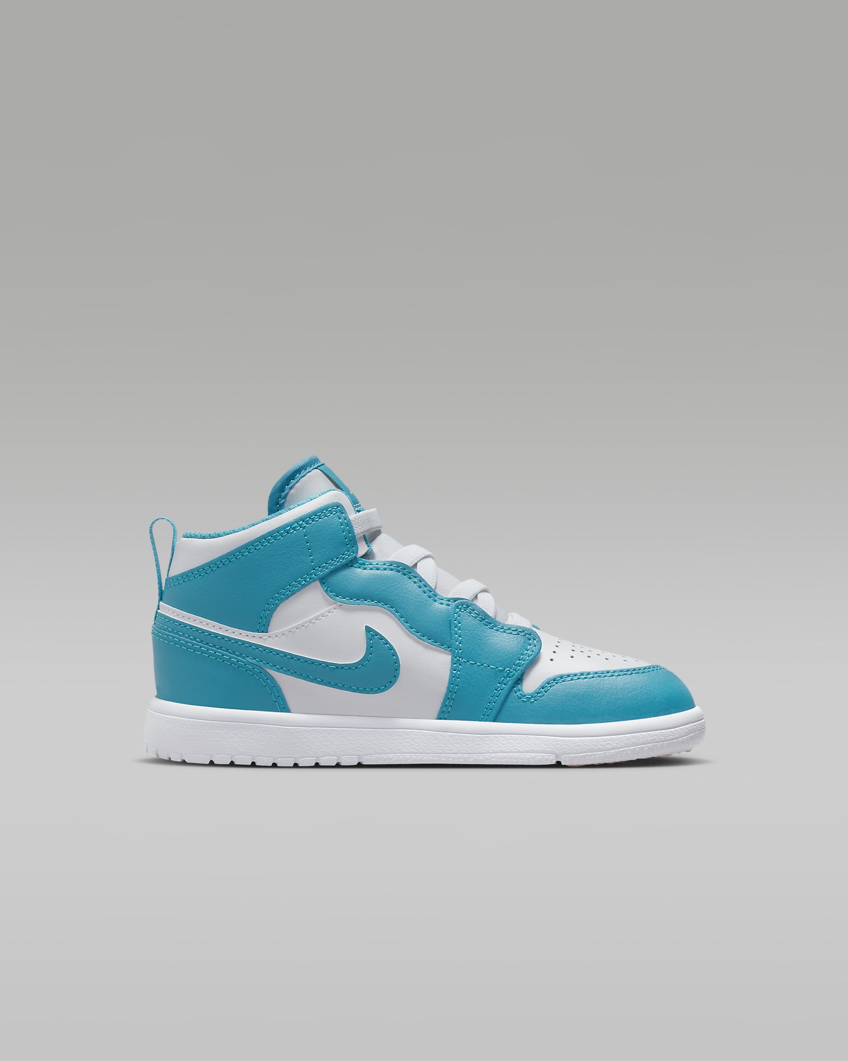 Jordan 1 Mid Younger Kids' Shoes. Nike IN
