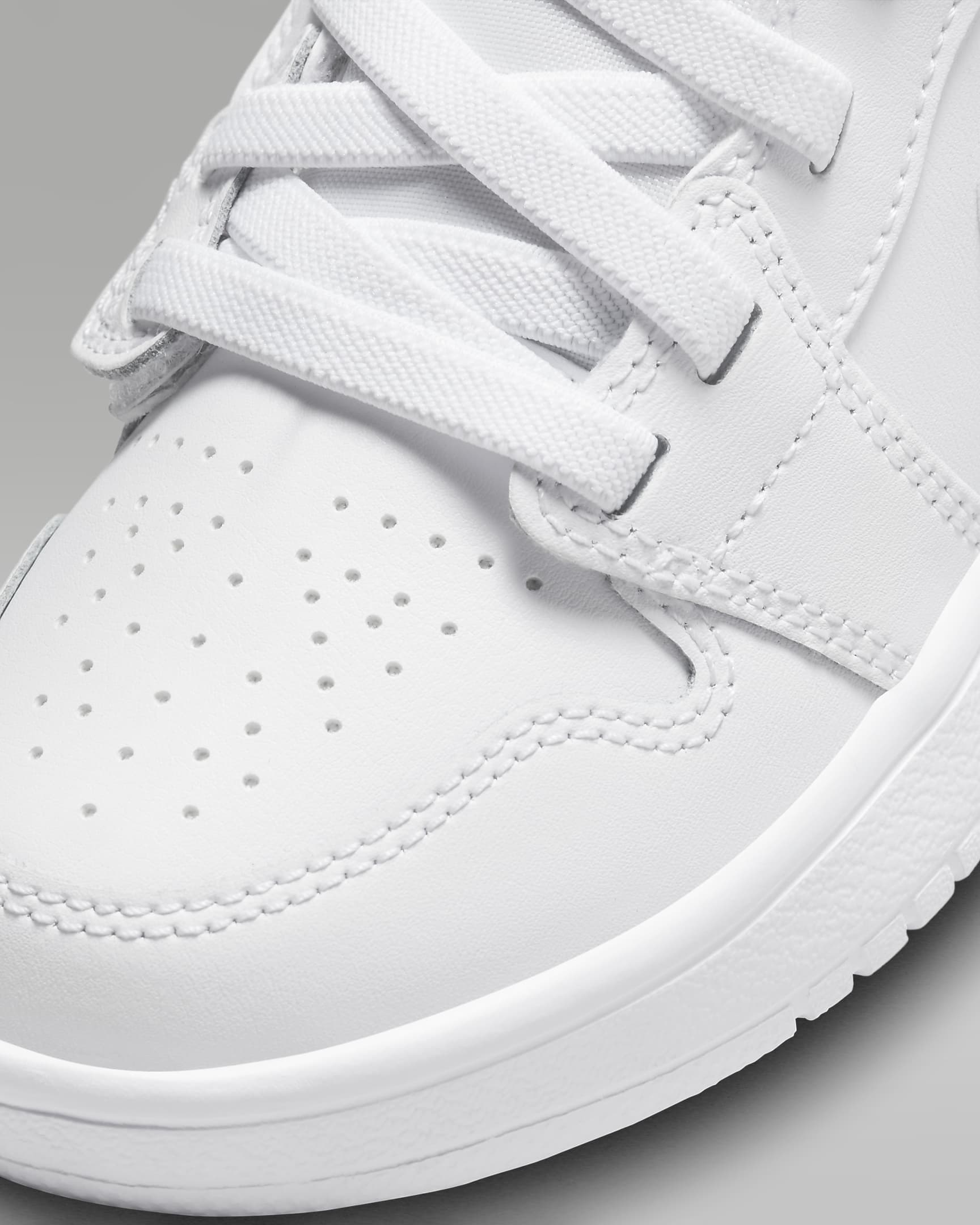 Jordan 1 Low Alt Younger Kids' Shoes - White/White/White