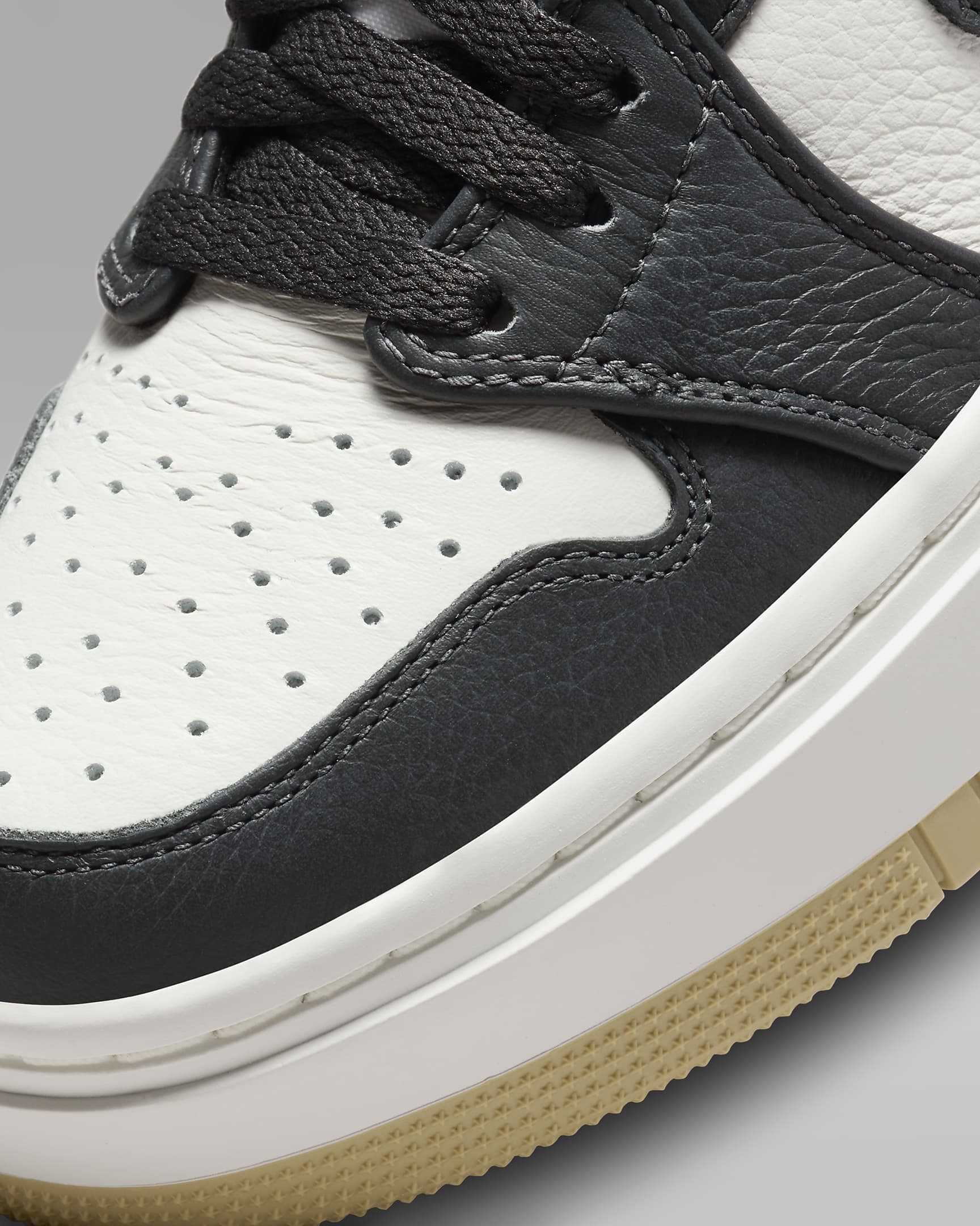 Air Jordan 1 Elevate High Damenschuh - Team Gold/Sail/Dark Smoke Grey