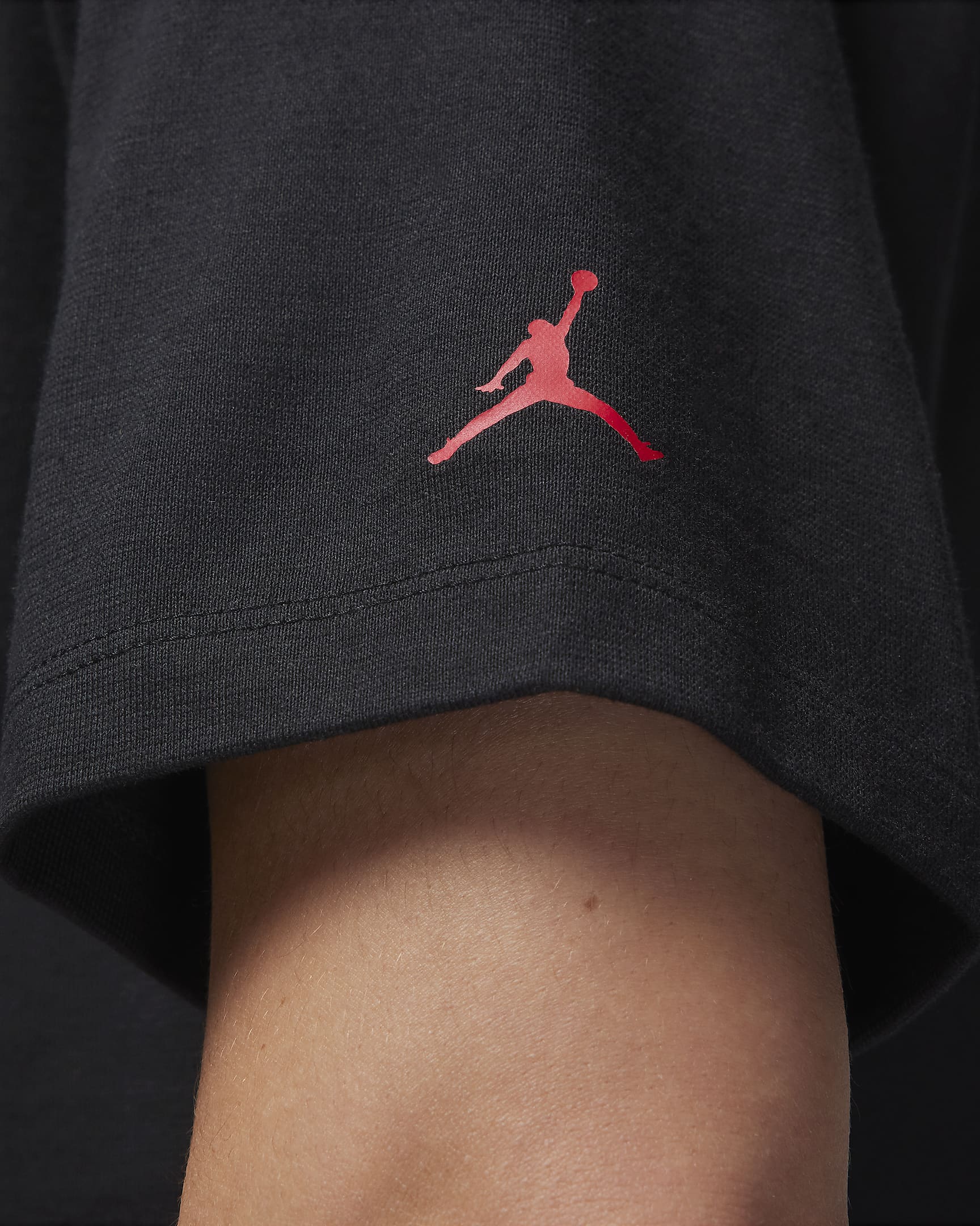 Jordan Flight Heritage Women's Graphic T-Shirt. Nike JP