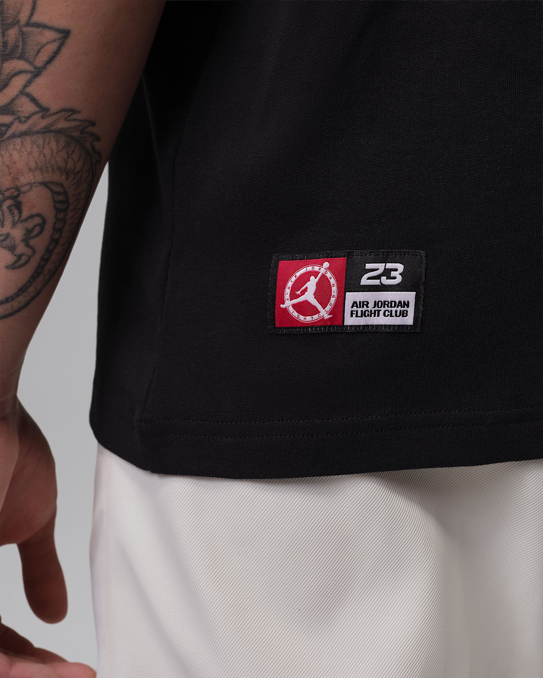 เสื้อยืดผู้ชาย Jordan Flight Club - ดำ/University Red