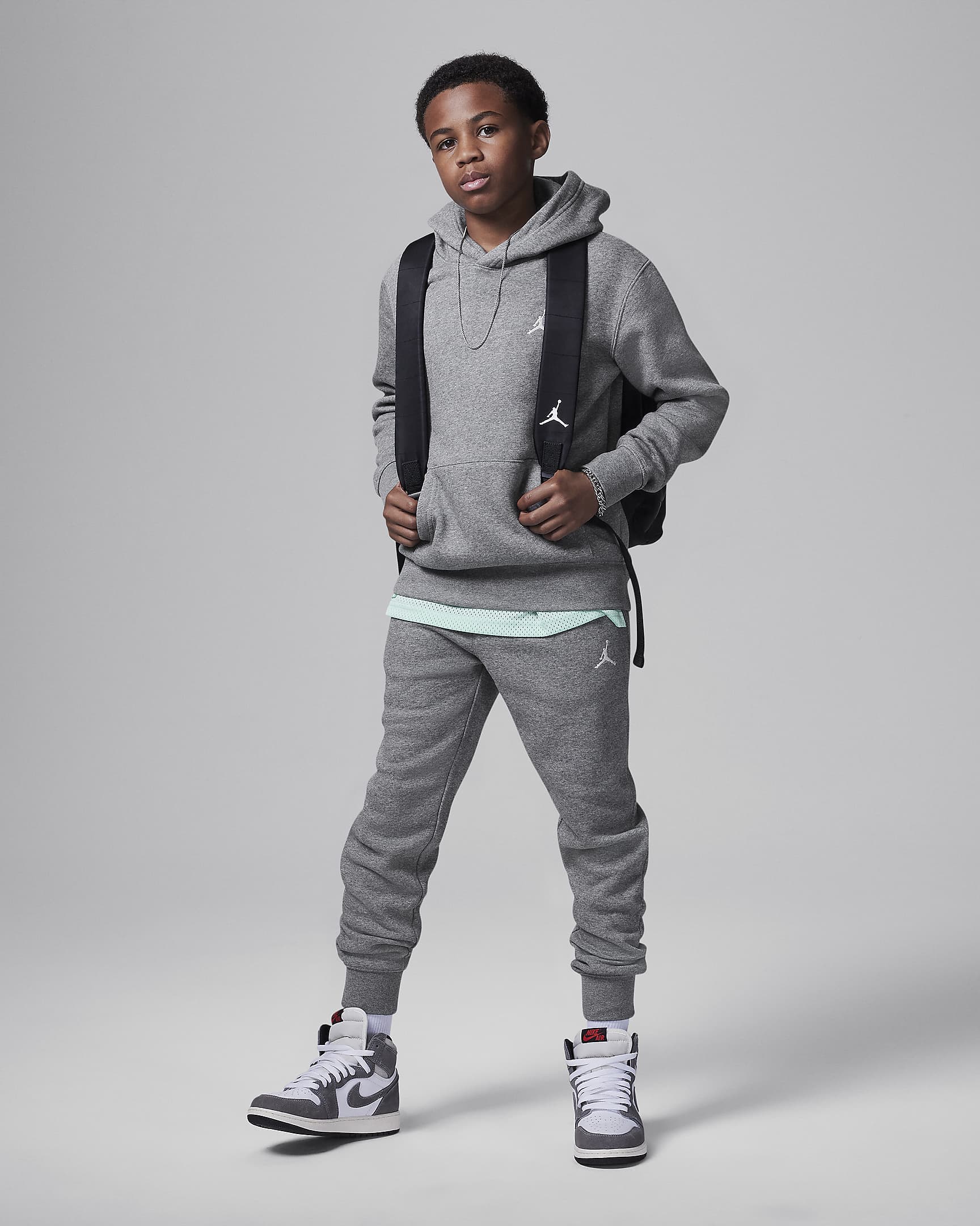 Jordan MJ Brooklyn Fleece Essentials Older Kids' Trousers - Carbon Heather