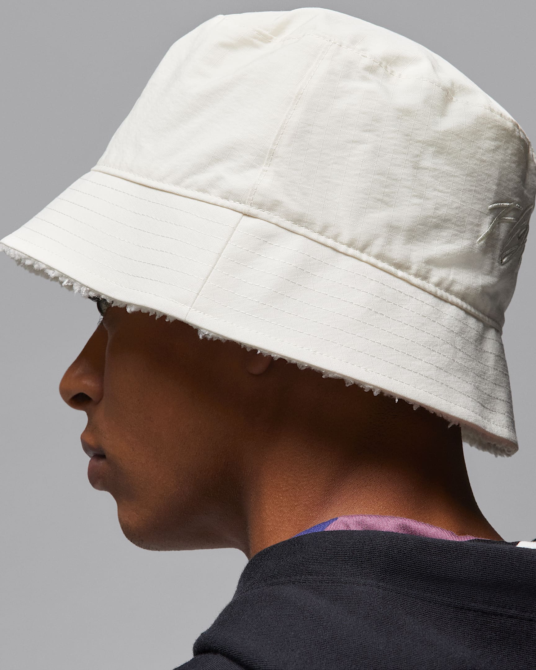Jordan Apex Winter Bucket Hat. Nike UK