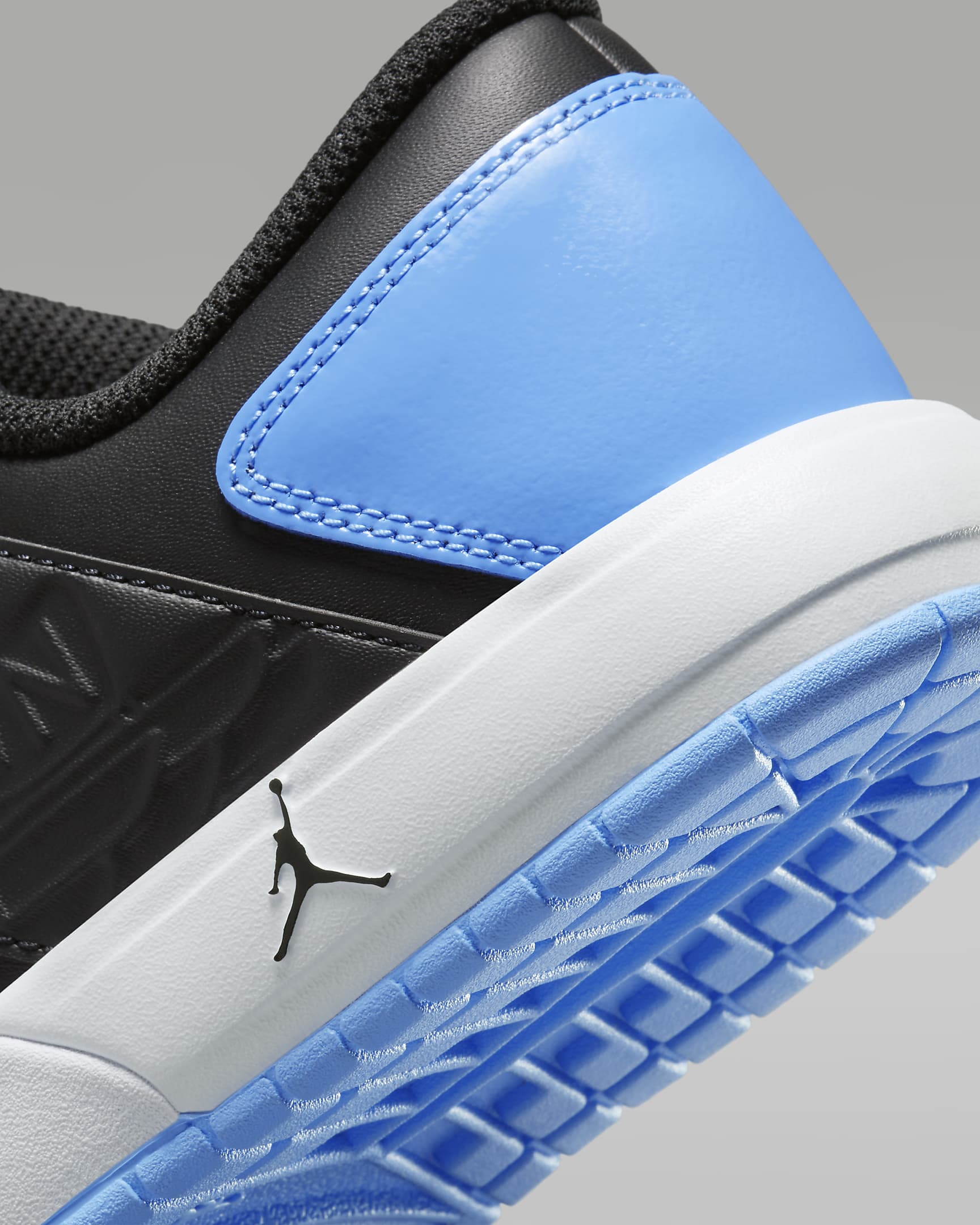 Jordan Nu Retro 1 Low Older Kids' Shoes - Black/White/Football Grey/University Blue