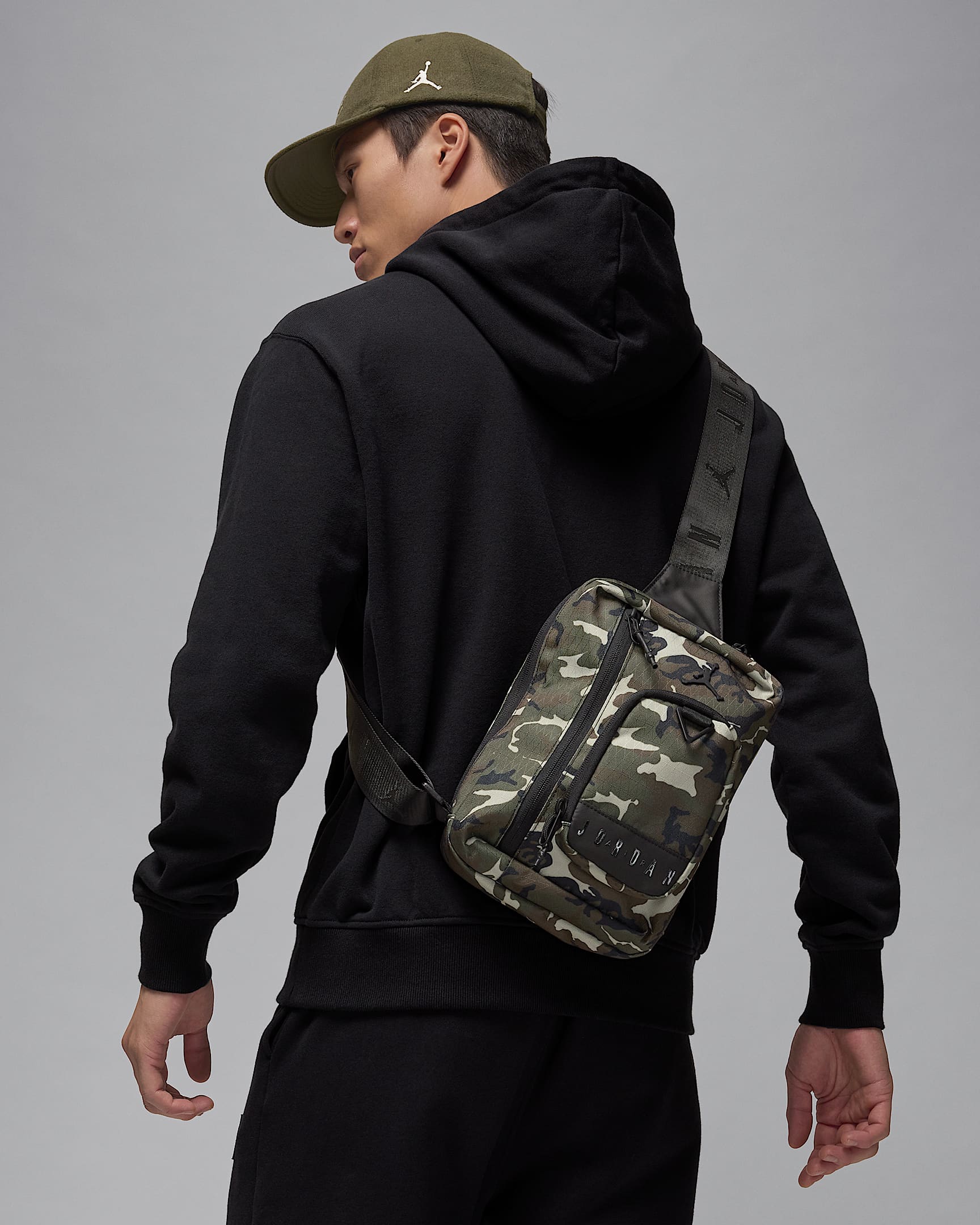 Jordan Collectors Crossbody Bag (3L) - Camo Green