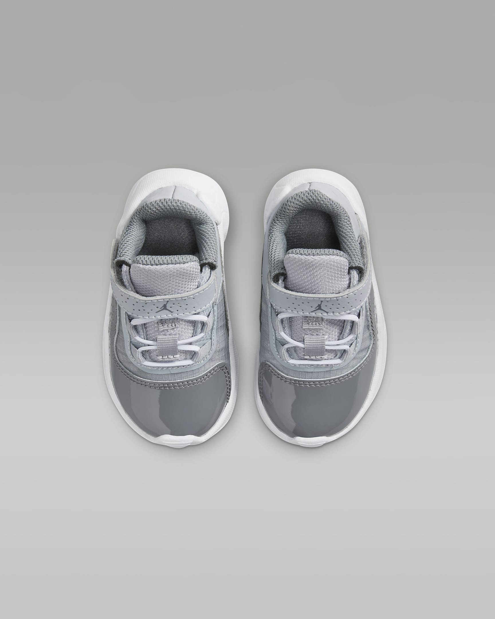 Calzado para bebé e infantil Jordan 11 CMFT Low. Nike.com