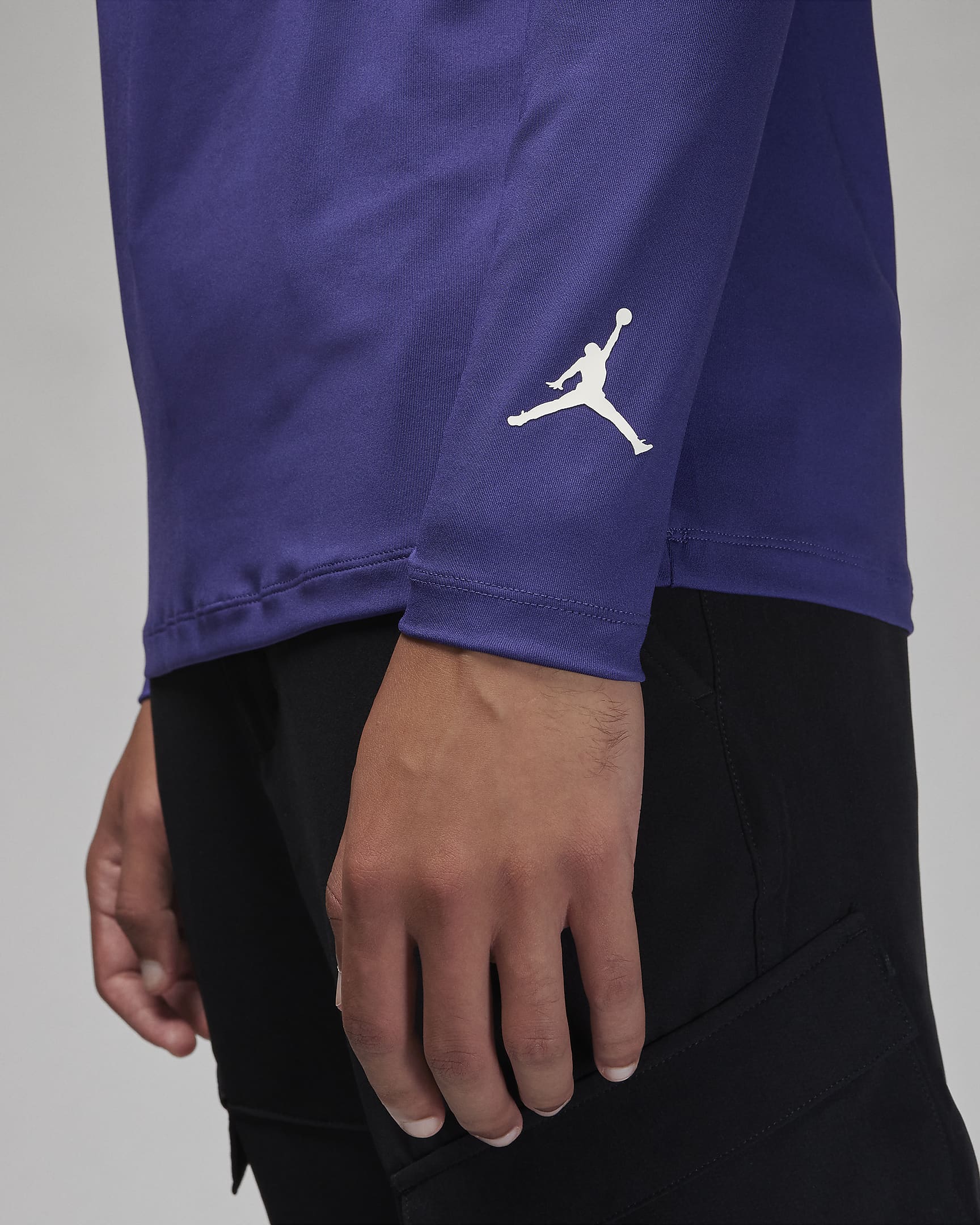 Jordan Dri-FIT Sport Men's Long-Sleeve Golf Top. Nike LU