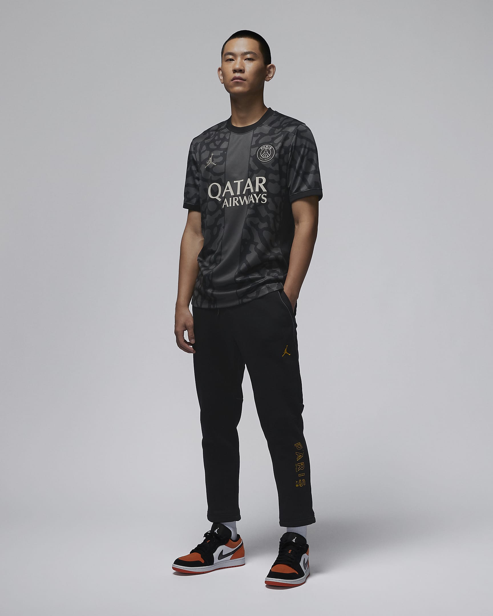 Paris Saint-Germain 2023/24 Stadium Third Jordan Dri-FIT Fußballtrikot für Herren - Anthracite/Schwarz/Stone