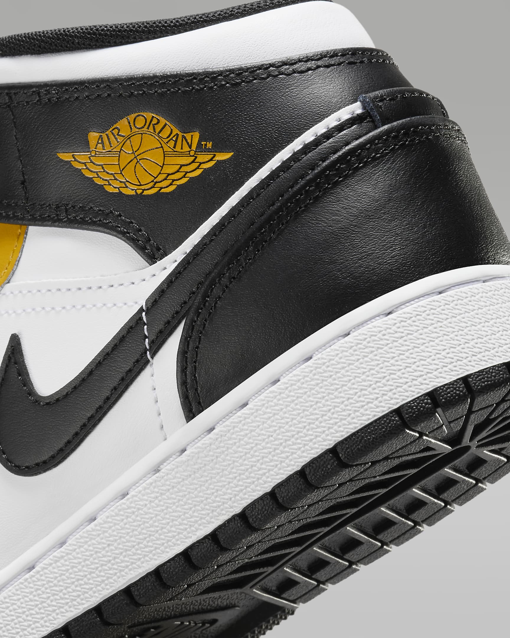 air jordan 1 white yellow