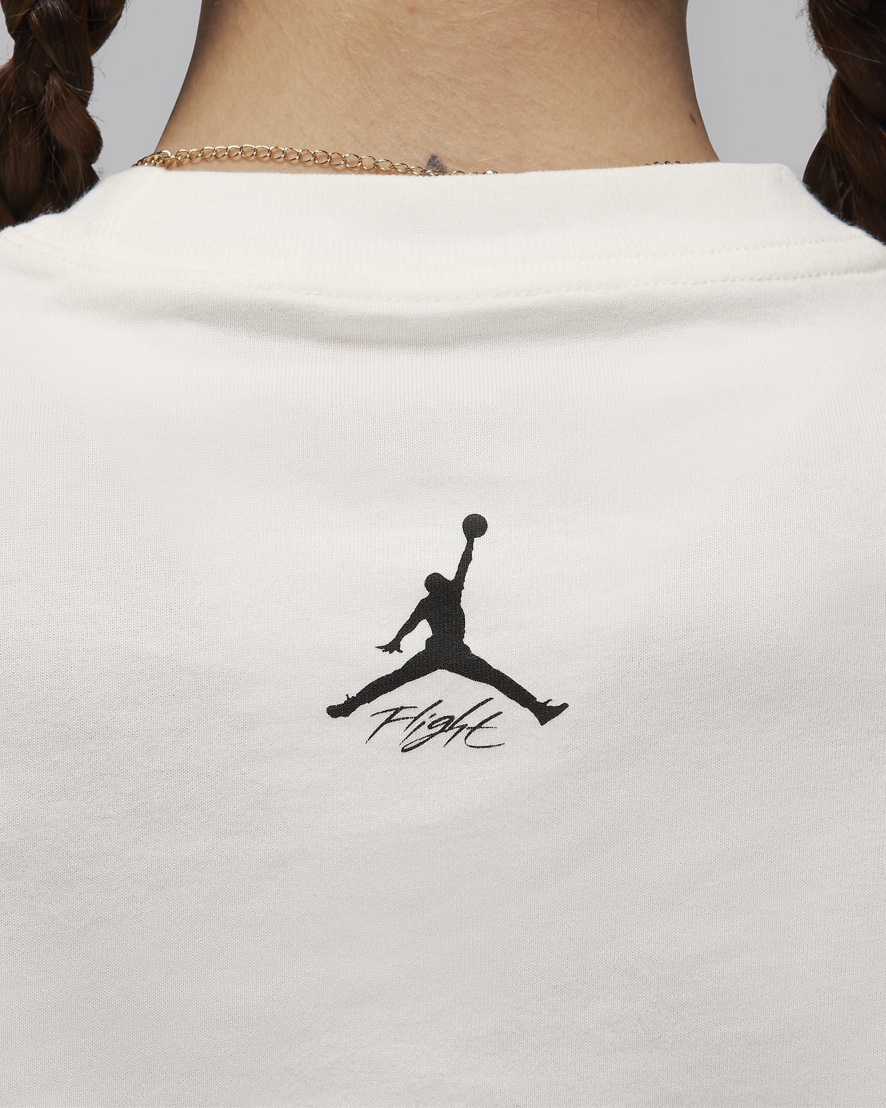 Jordan Flight Heritage T-Shirt. Nike SE