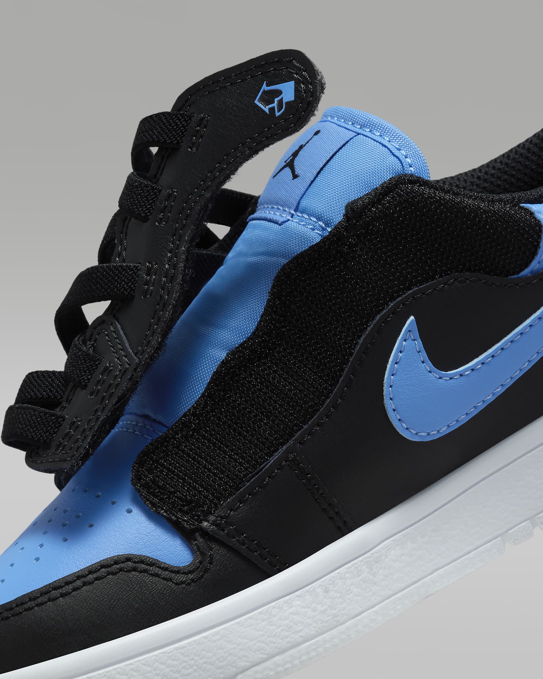 Jordan 1 Low Alt Younger Kids' Shoes - Black/University Blue/White/Black