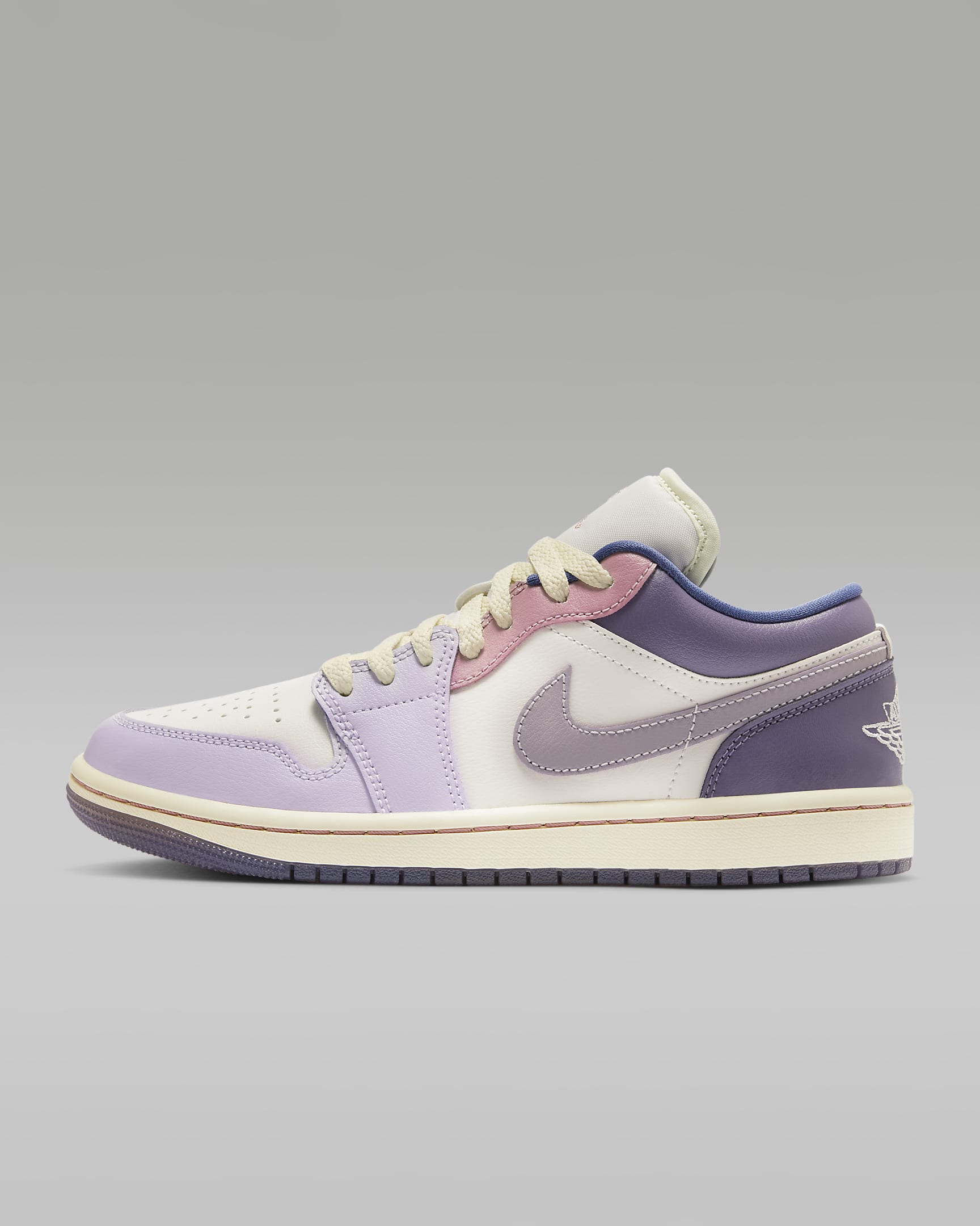 Chaussure Air Jordan 1 Low - Light Soft Pink/Coconut Milk/Violet Frost/Plum Fog