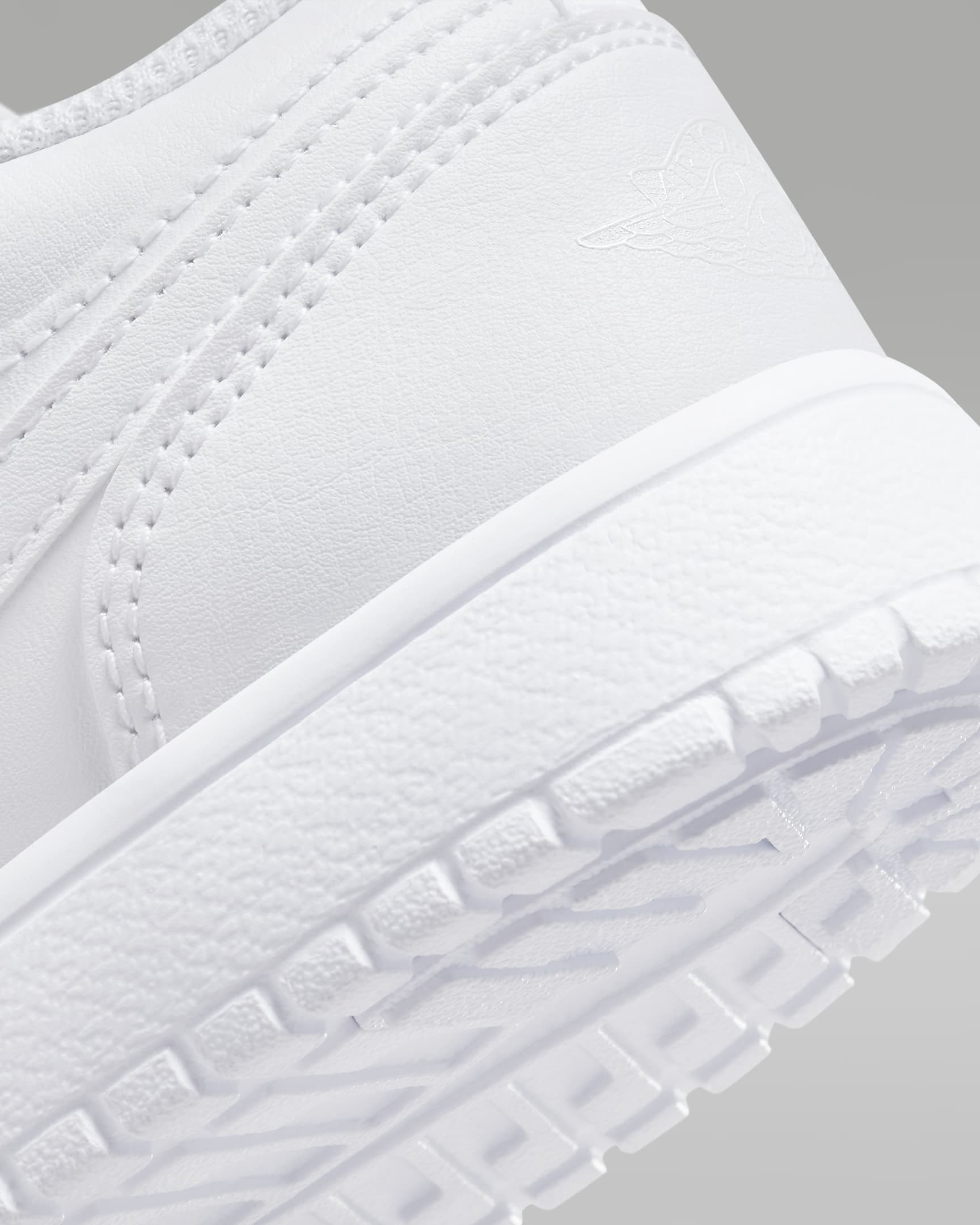 Jordan 1 Low Alt Younger Kids' Shoes - White/White/White