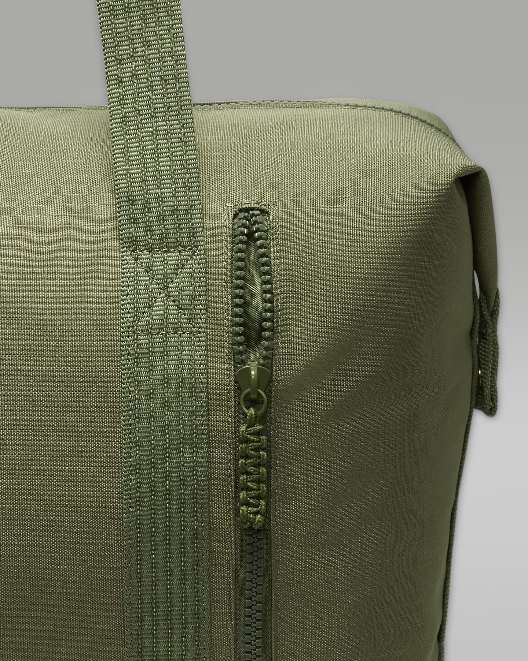 Jordan Flight Duffle Duffle Bag (35L). Nike SI