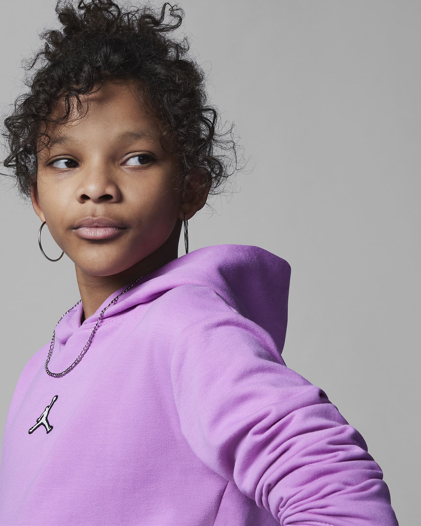 Jordan Older Kids' (Girls') Pullover Hoodie. Nike IE