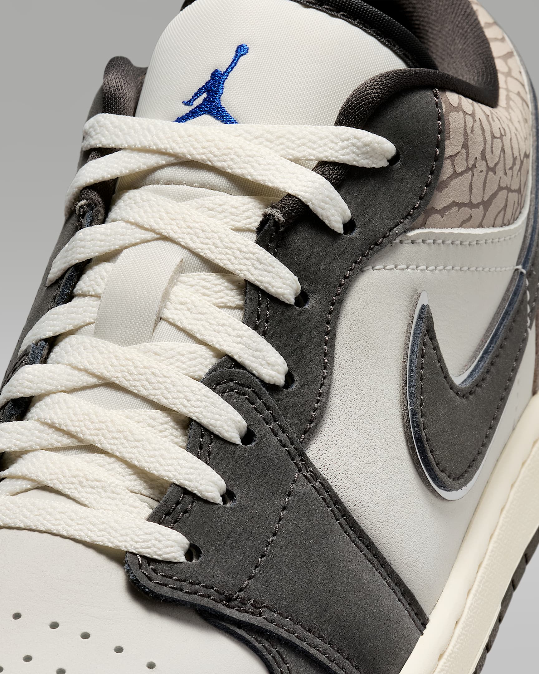 Air Jordan 1 Low SE Men's Shoes - Sail/Deep Pewter/Gamma Grey/Game Royal