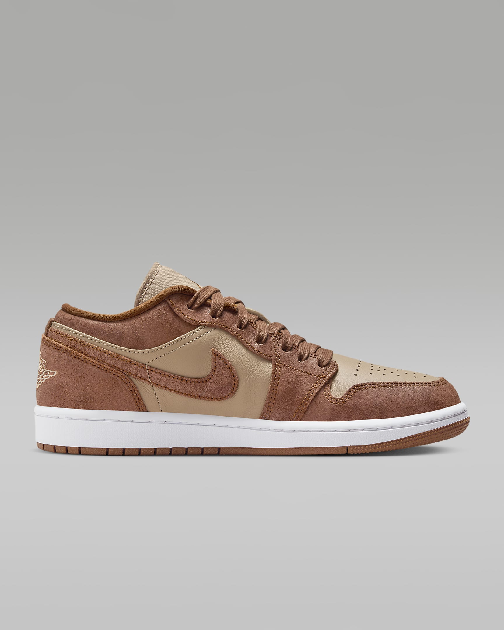 Air Jordan 1 Low SE Women's Shoes - Legend Medium Brown/Sail/Legend Coffee