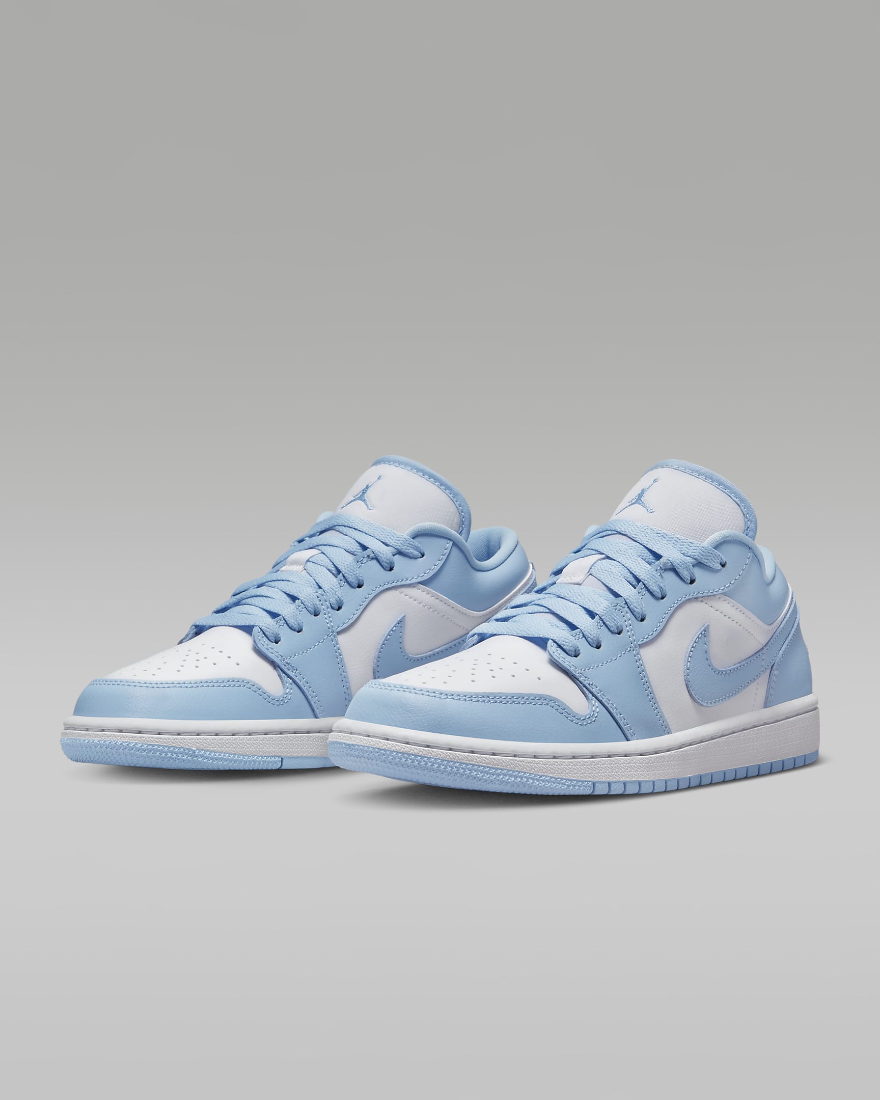 Air Jordan 1 Low Women's Shoes - White/Ice Blue