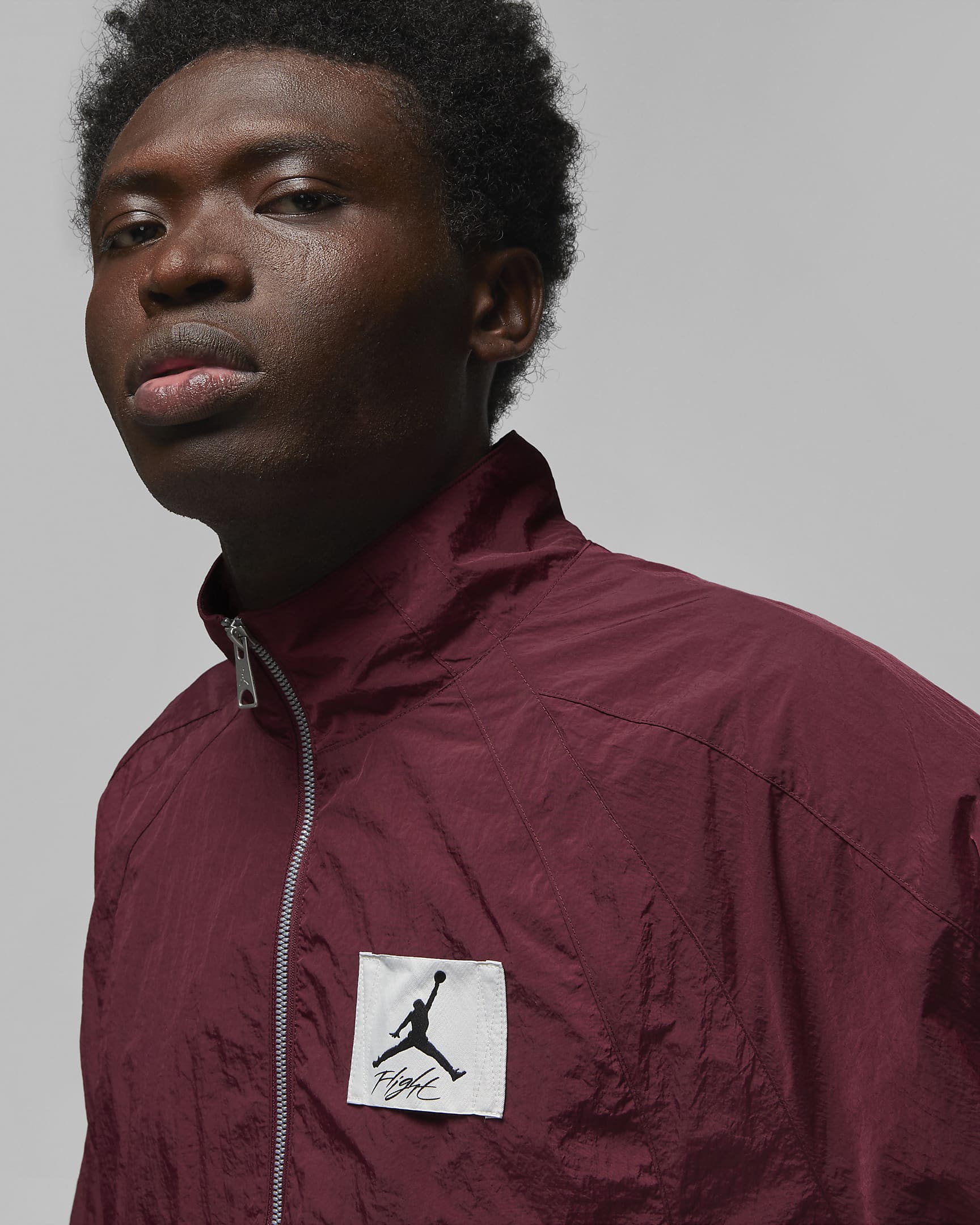 Jordan Essentials Men's Statement Warm-Up Jacket. Nike SK