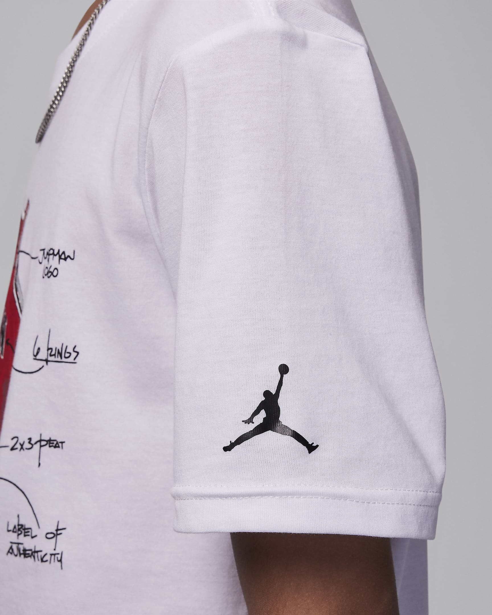 Jordan Big Kids' Graphic T-Shirt. Nike JP