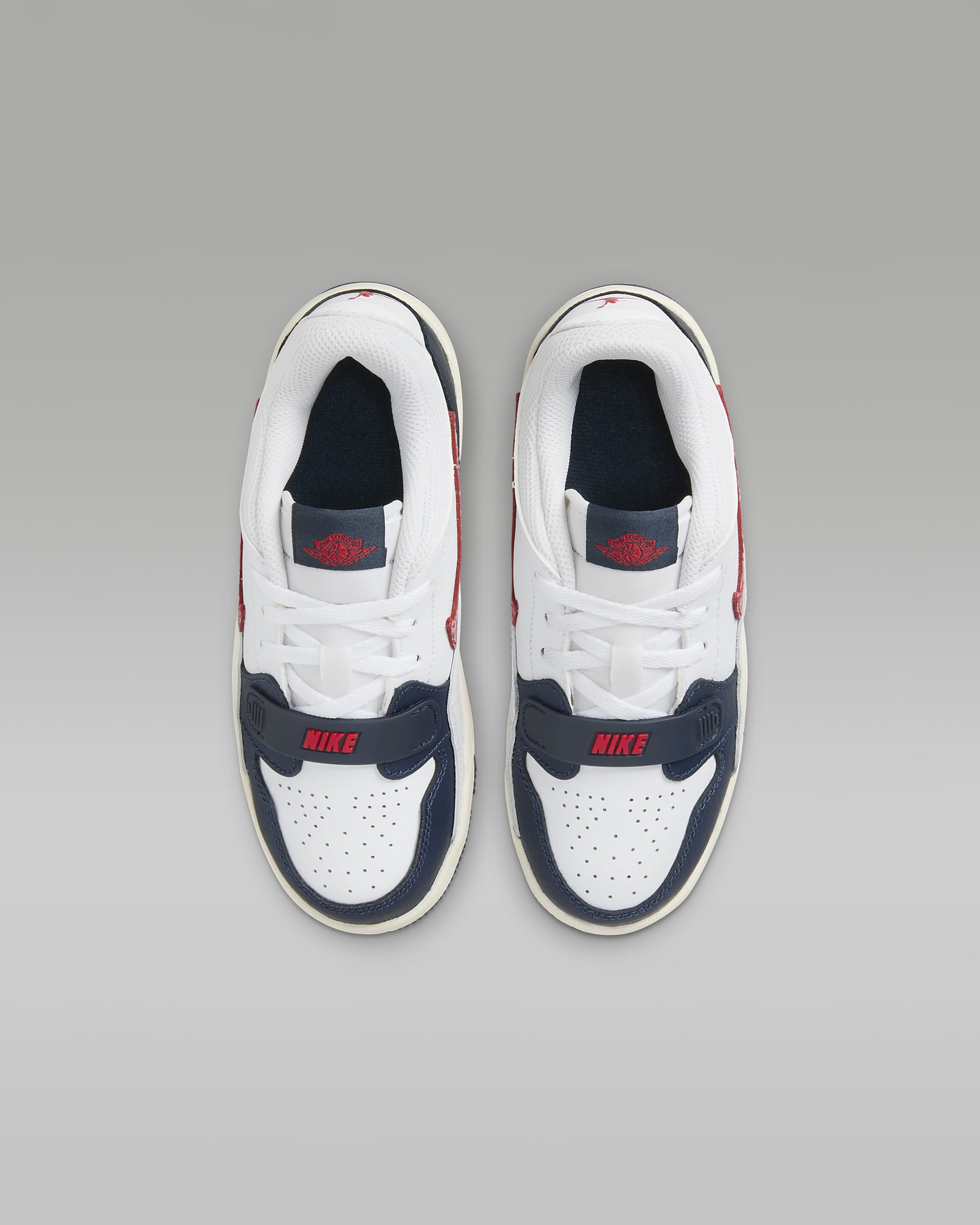 Air Jordan Legacy 312 Low Younger Kids' Shoe - White/Wolf Grey/Pale Ivory/Armoury Navy