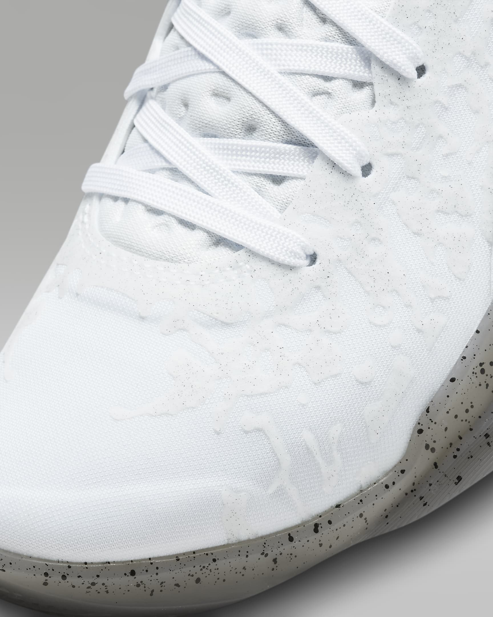 Zion 3 'Fresh Paint' Older Kids' Basketball Shoes. Nike IE