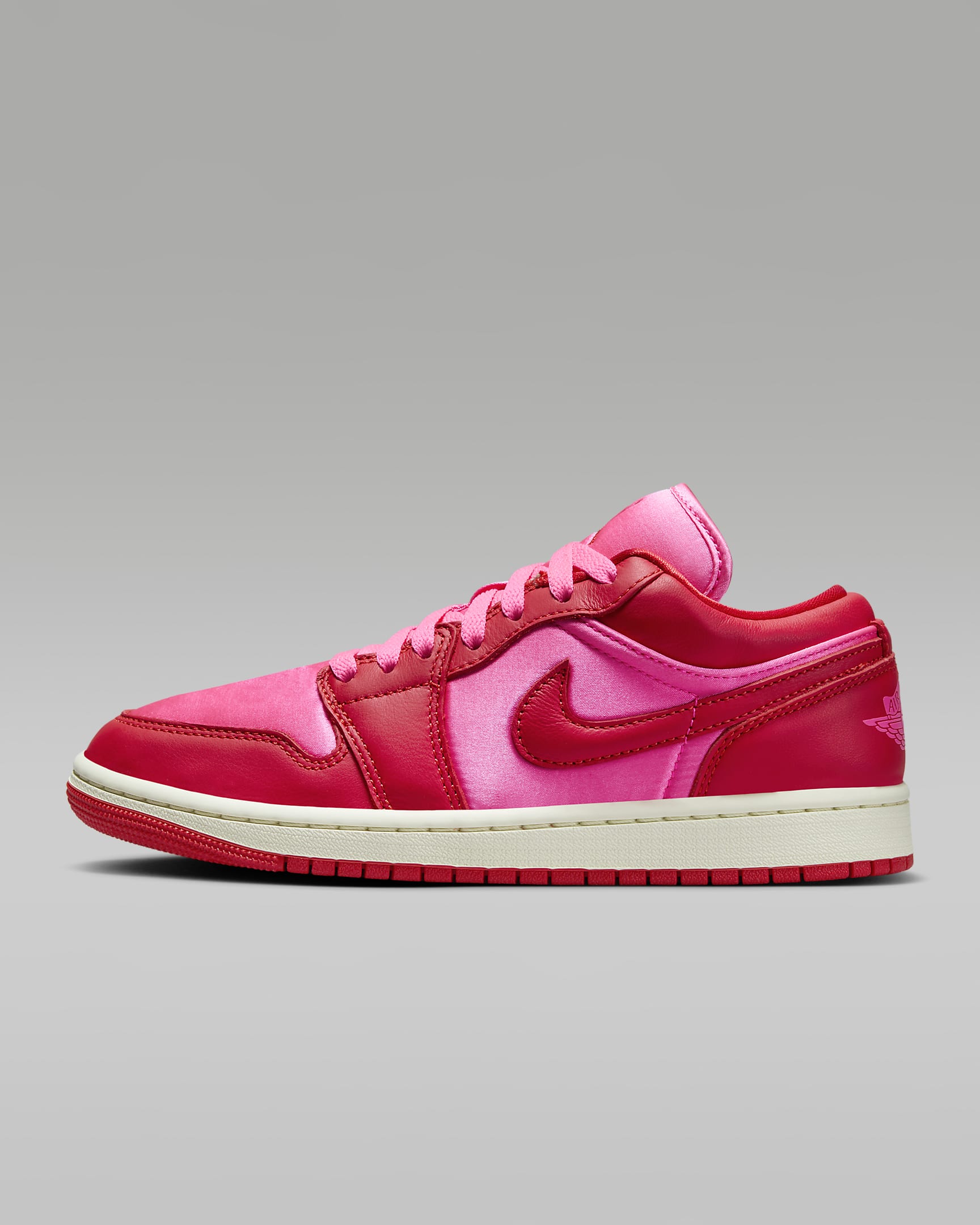 Air Jordan 1 Low SE Women's Shoes - Pink Blast/Sail/Chile Red