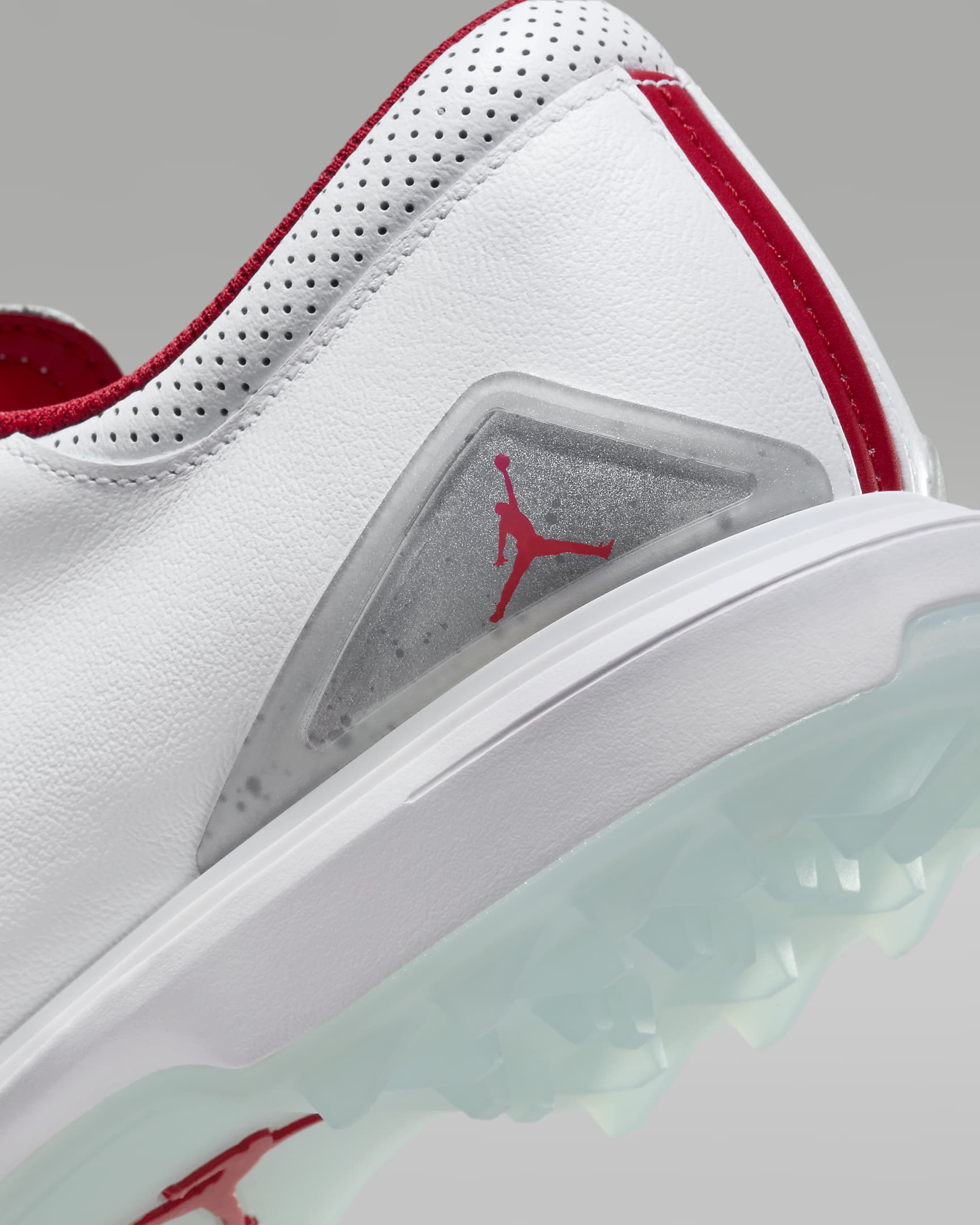 Jordan ADG 5 golfschoenen - Wit/Metallic Silver/Blue Tint/Fire Red