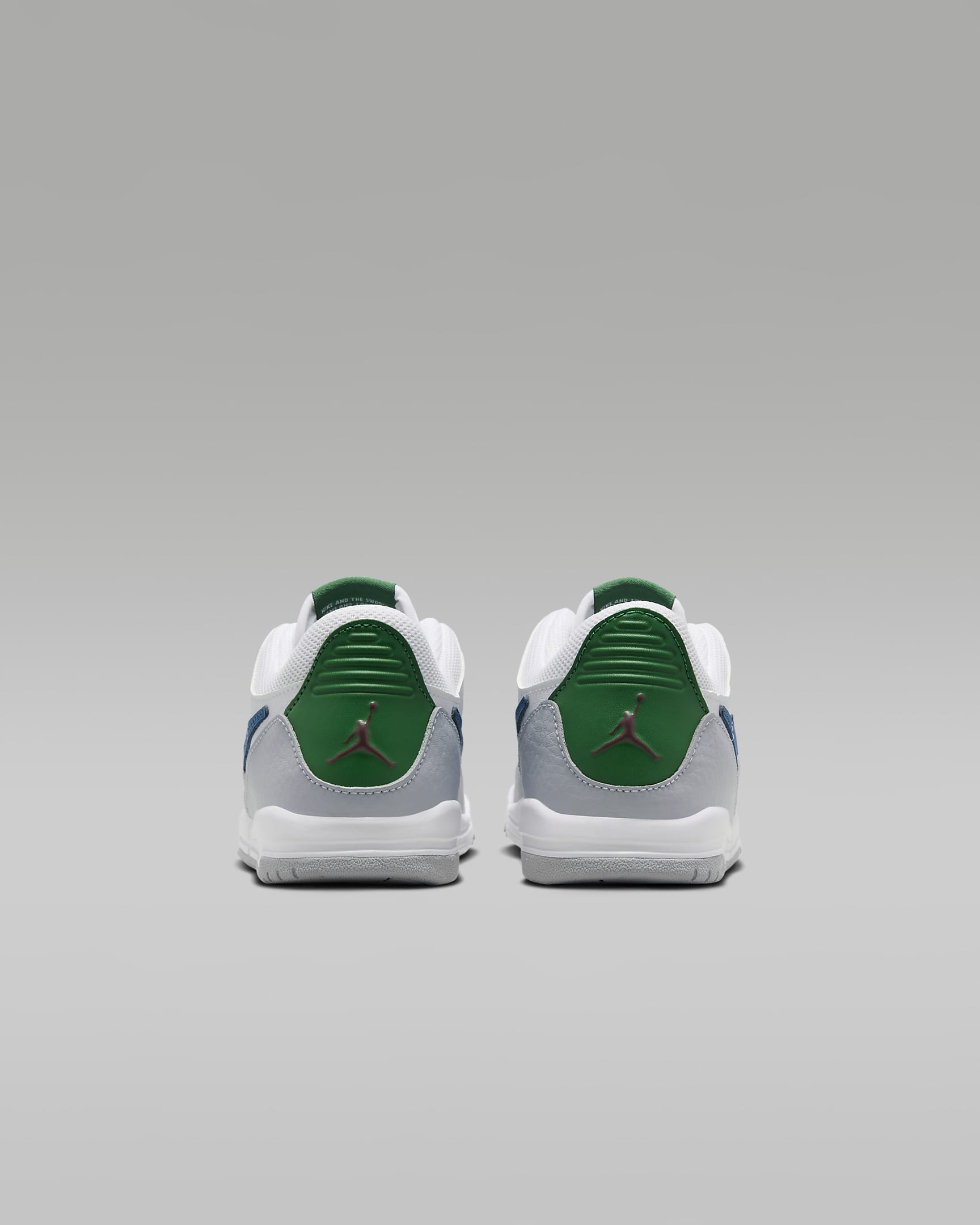 Chaussure Air Jordan Legacy 312 Low pour Jeune enfant - Blanc/Wolf Grey/Pine Green/Industrial Blue