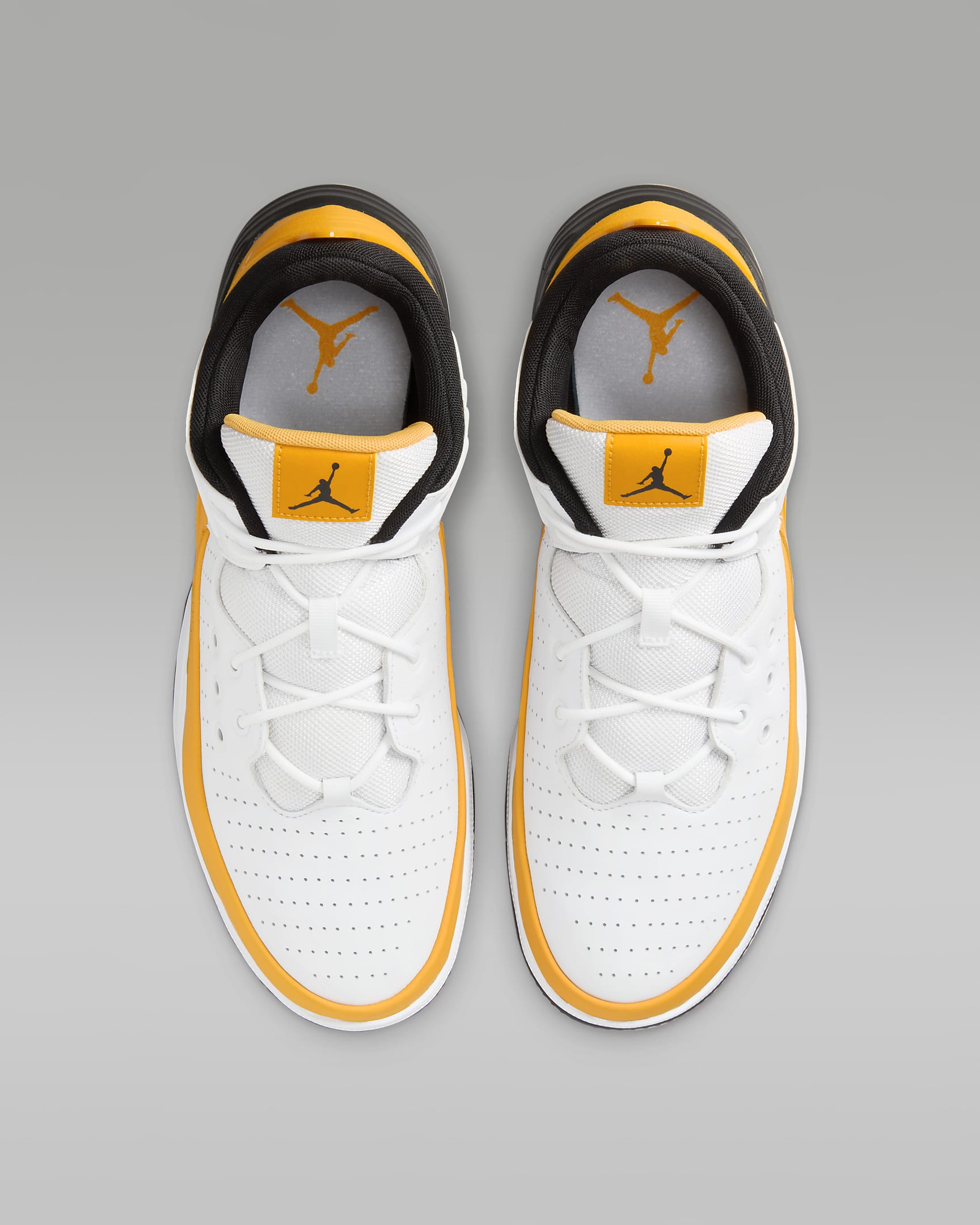 Jordan Max Aura 5 Men's Shoes - Yellow Ochre/Black/White