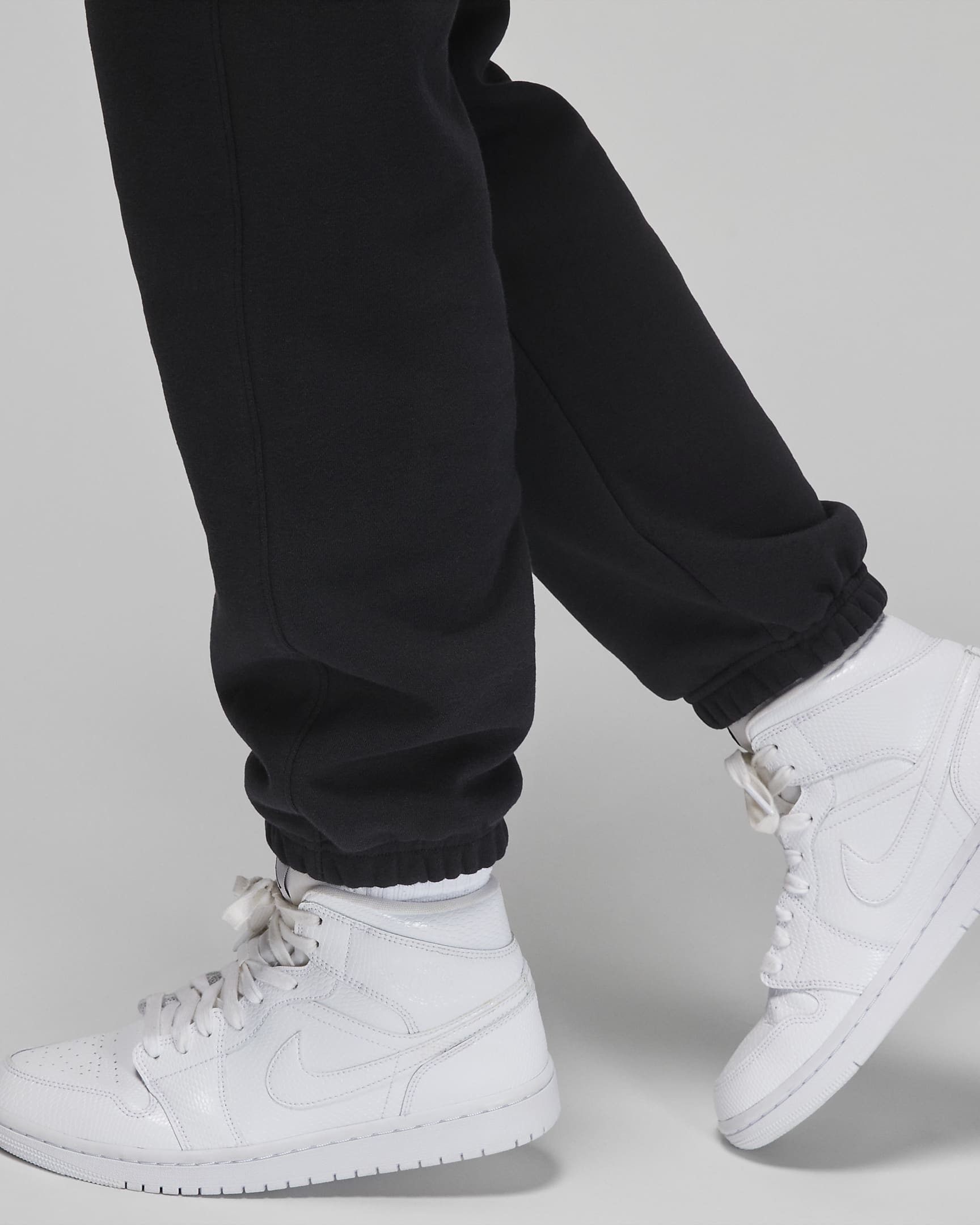 Jordan Brooklyn Fleece Women's Trousers - Black/White