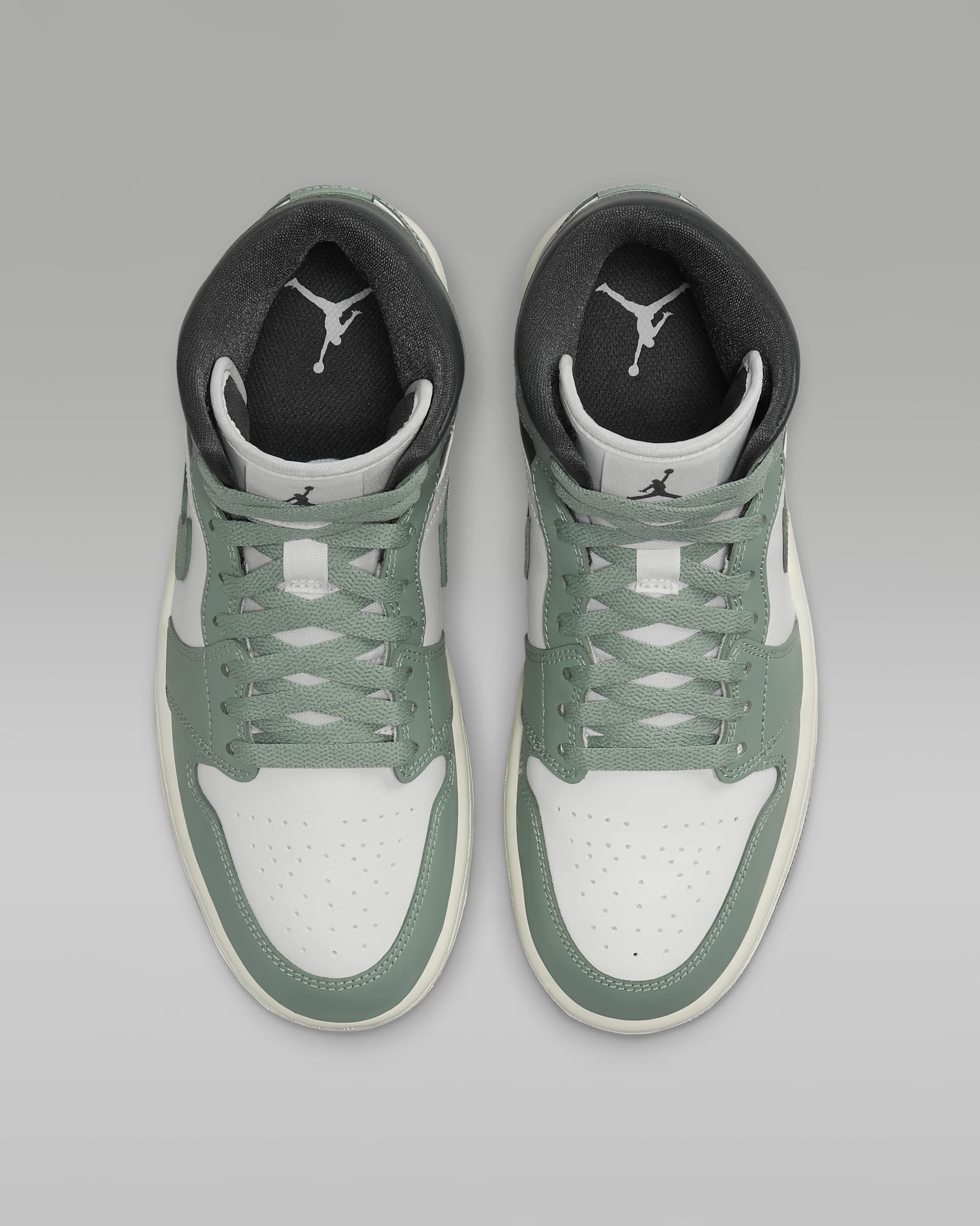 Sapatilhas Air Jordan 1 Mid para mulher - Sail/Anthracite/Jade Smoke