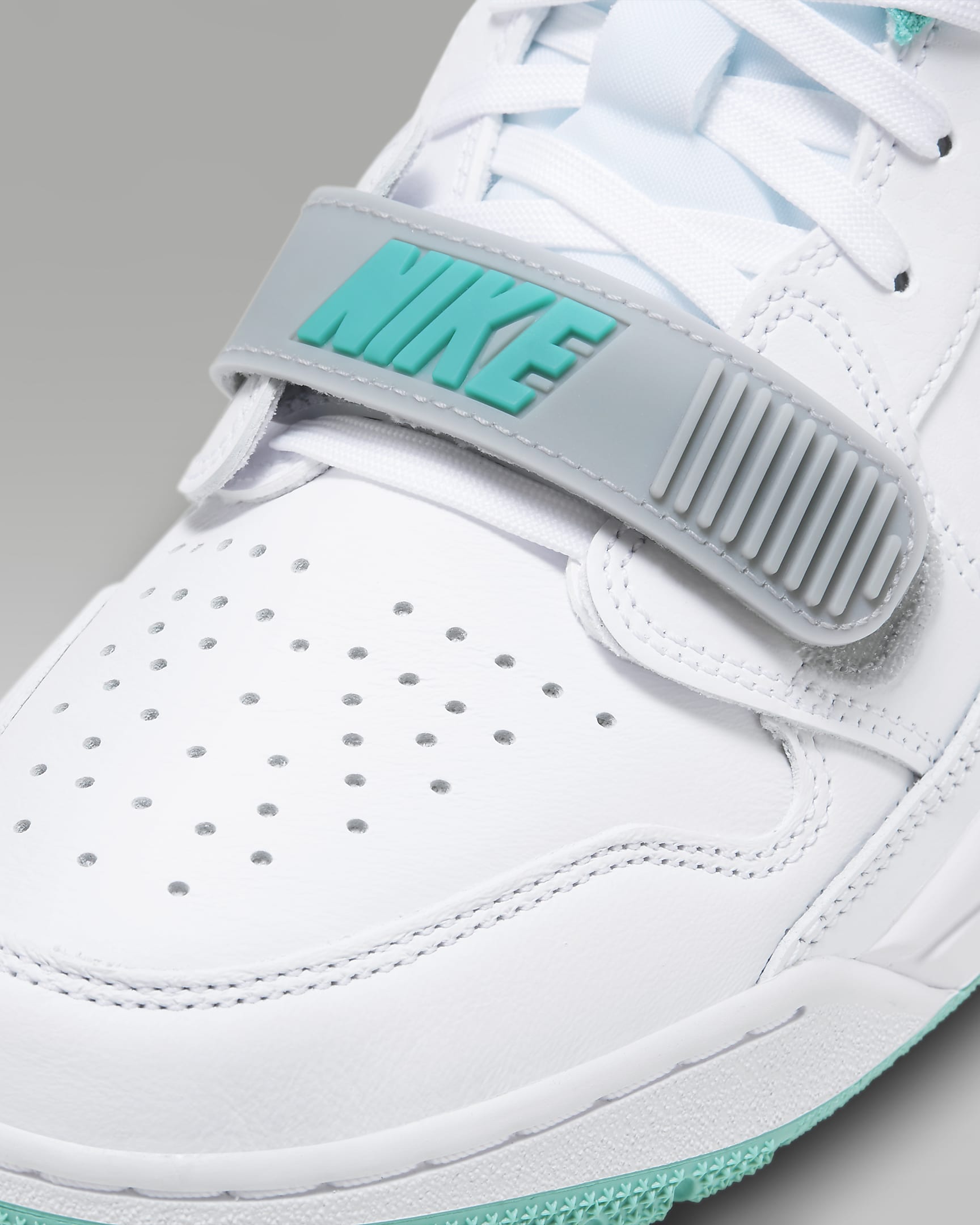 Air Jordan Legacy 312 Low Men's Shoes - White/Wolf Grey/Washed Teal