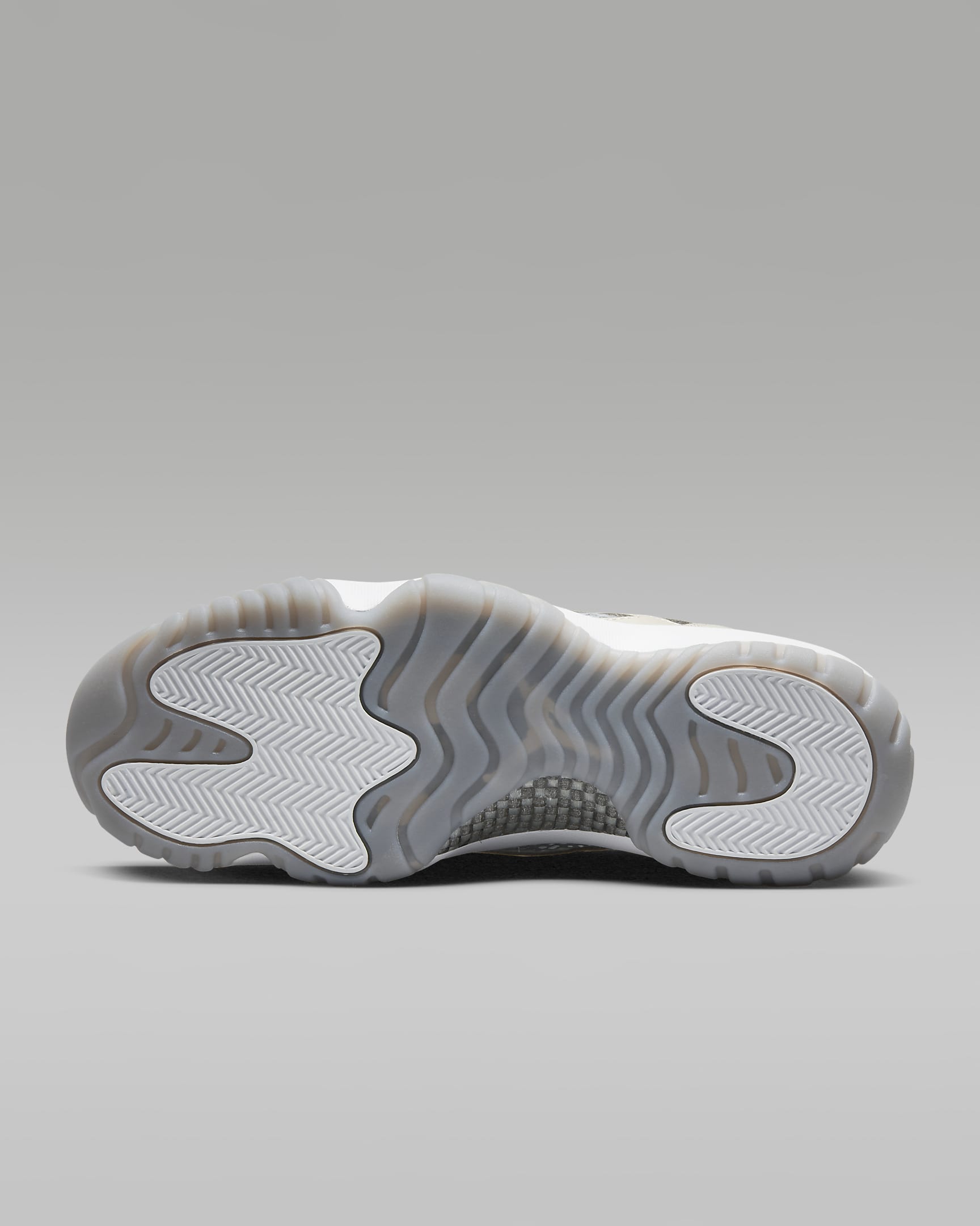 Air Jordan 11 Retro Low IE Men's Shoes. Nike CZ