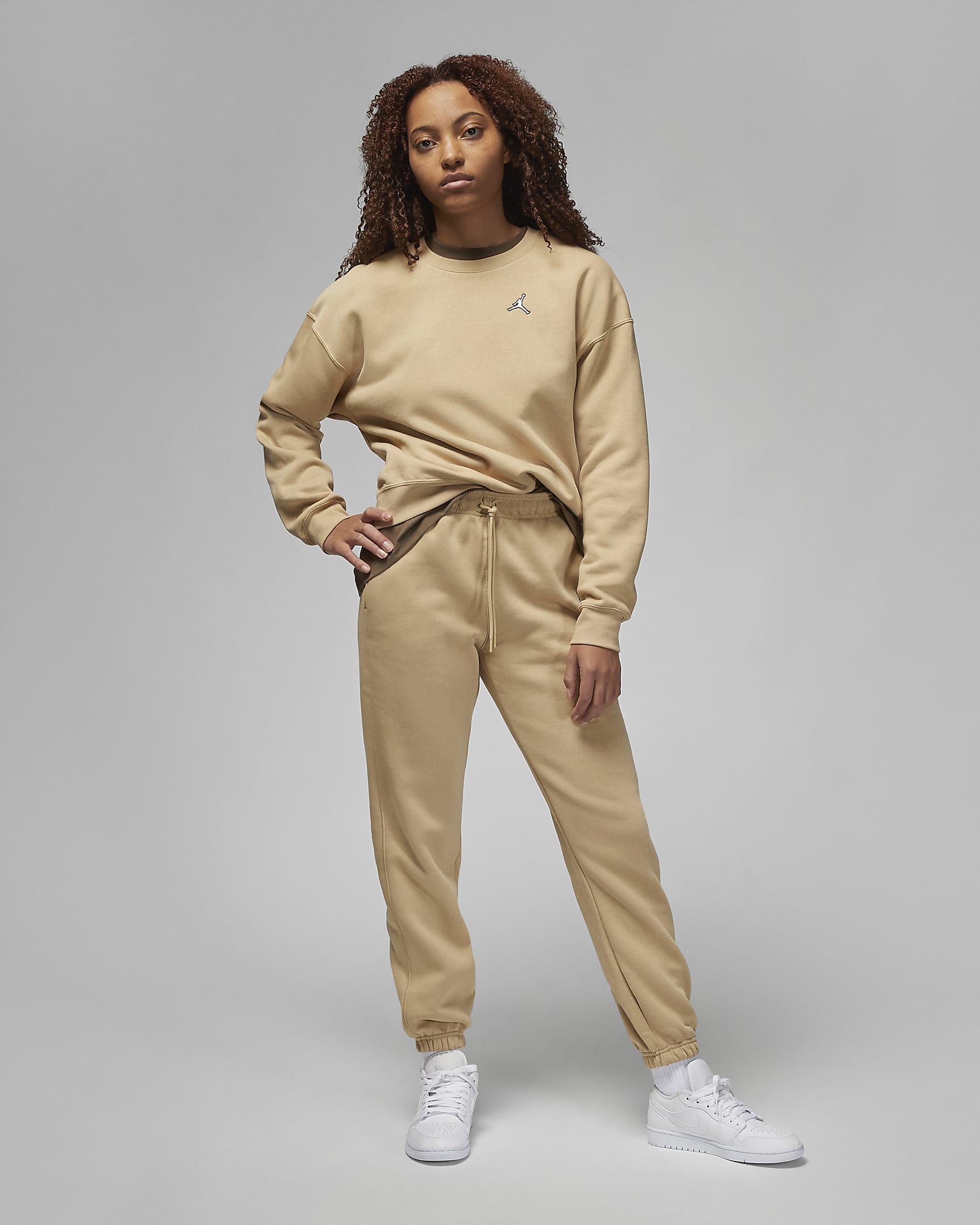 Jordan Brooklyn Women's Fleece Crew-Neck Sweatshirt. Nike PH