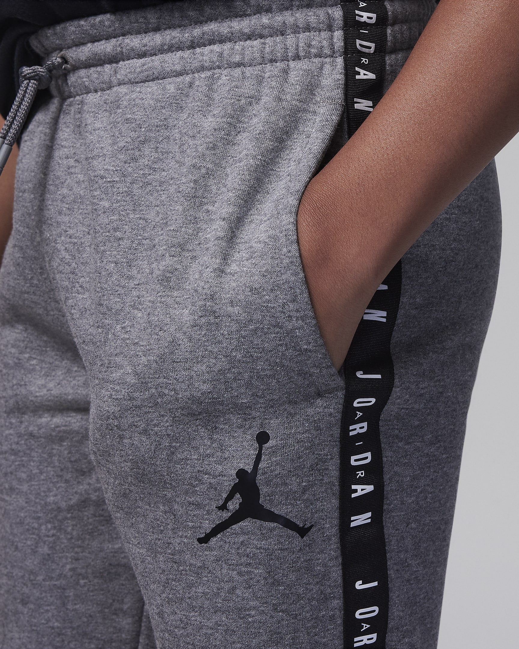Jordan Flight Sideline Fleece Pants Big Kids Pants. Nike JP